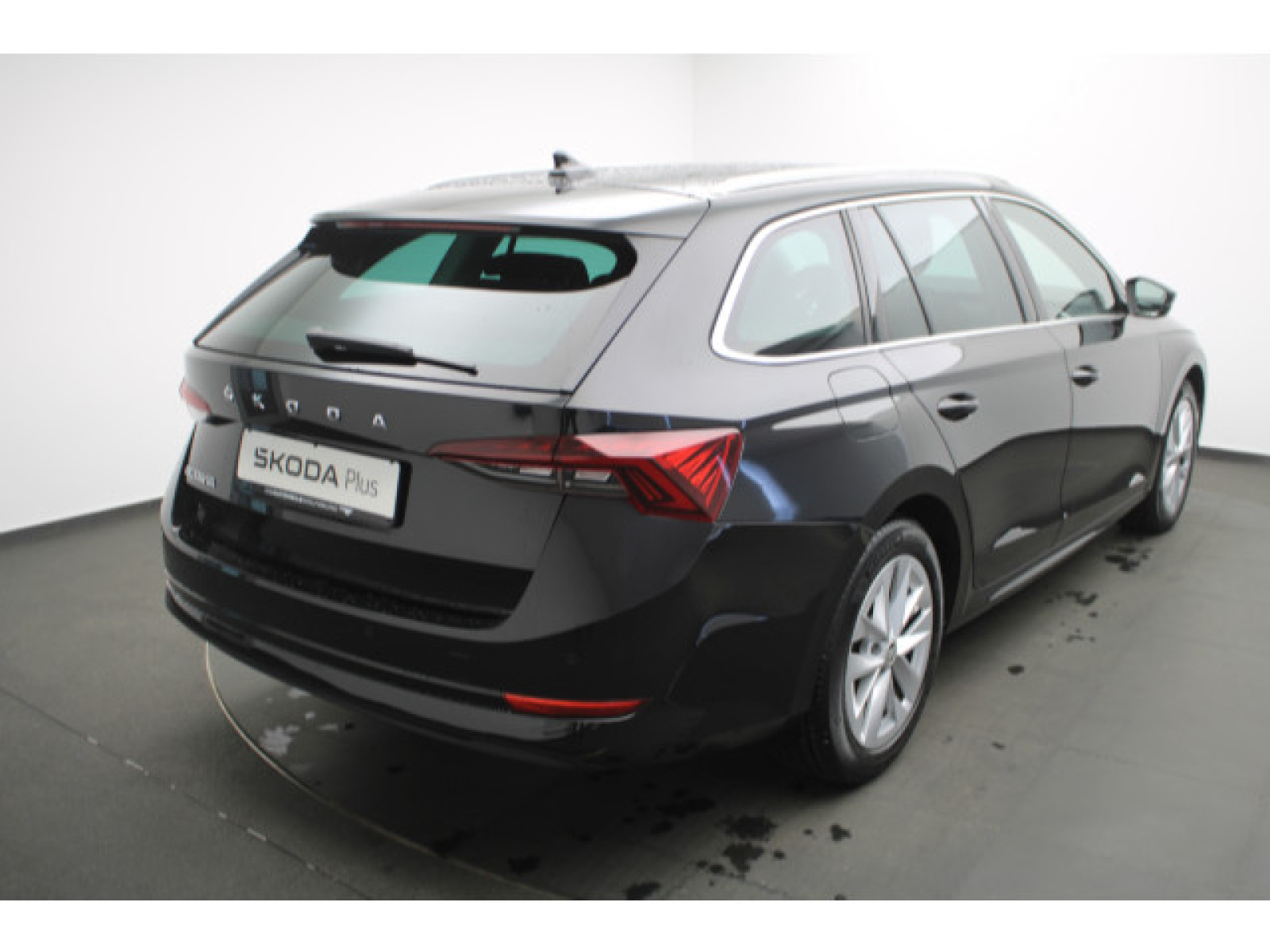 diagonalansicht-hinten-aussen