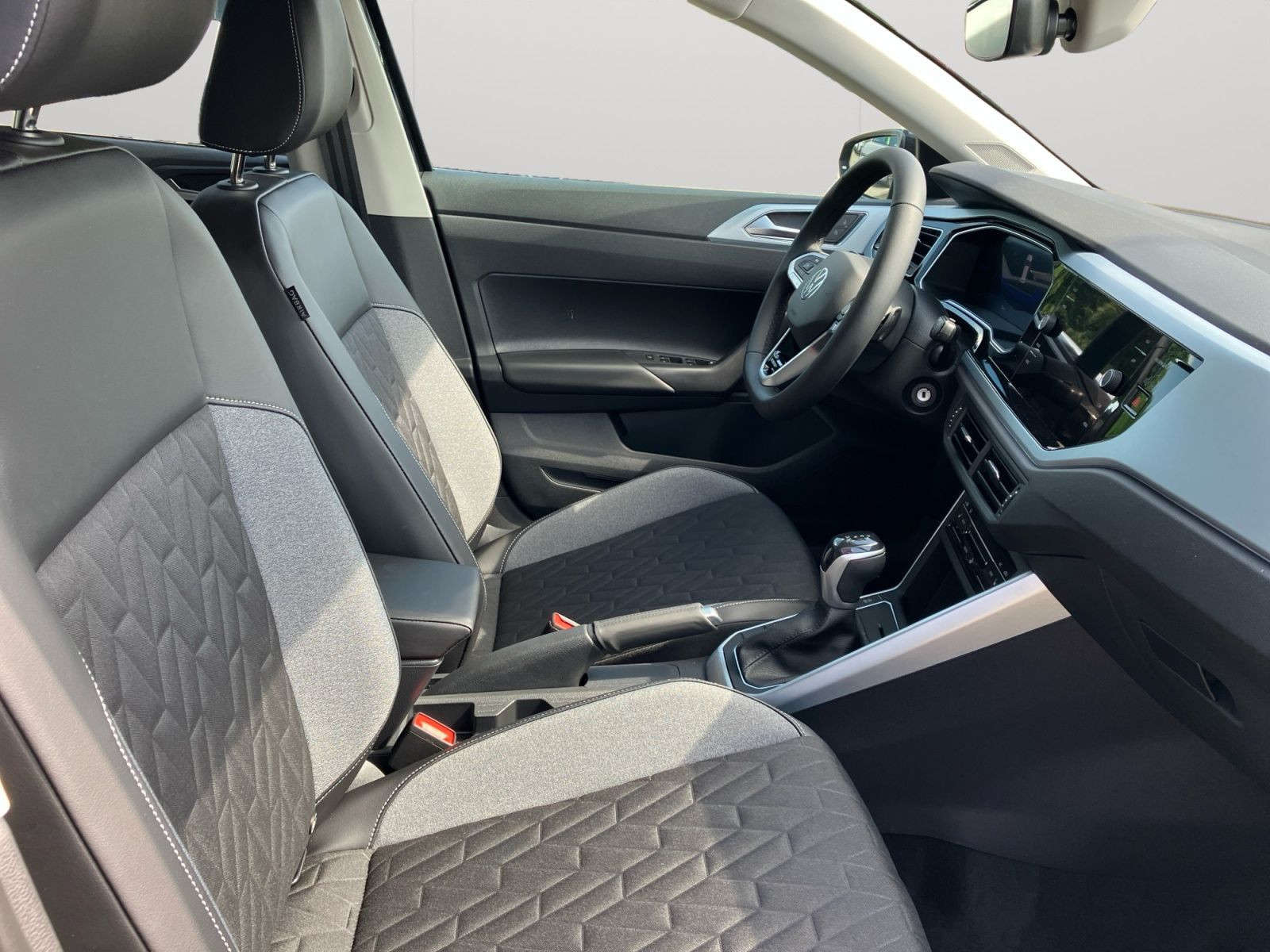 Volkswagen - Polo_16