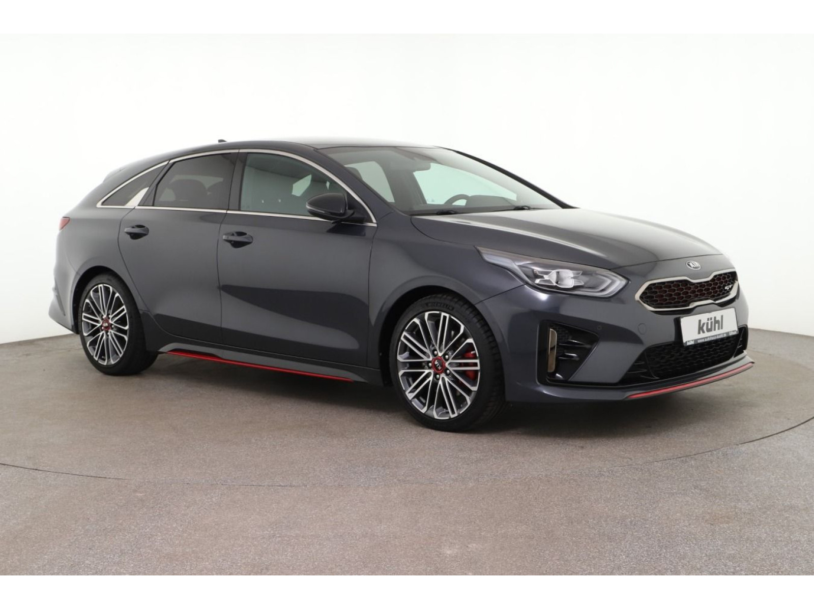 diagonal-frontansicht-aussen