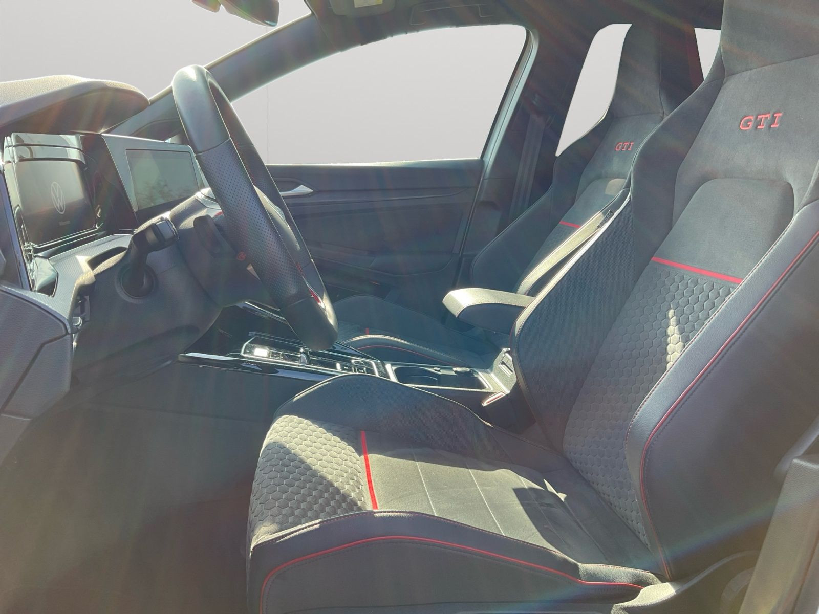 Volkswagen - Golf GTI_9