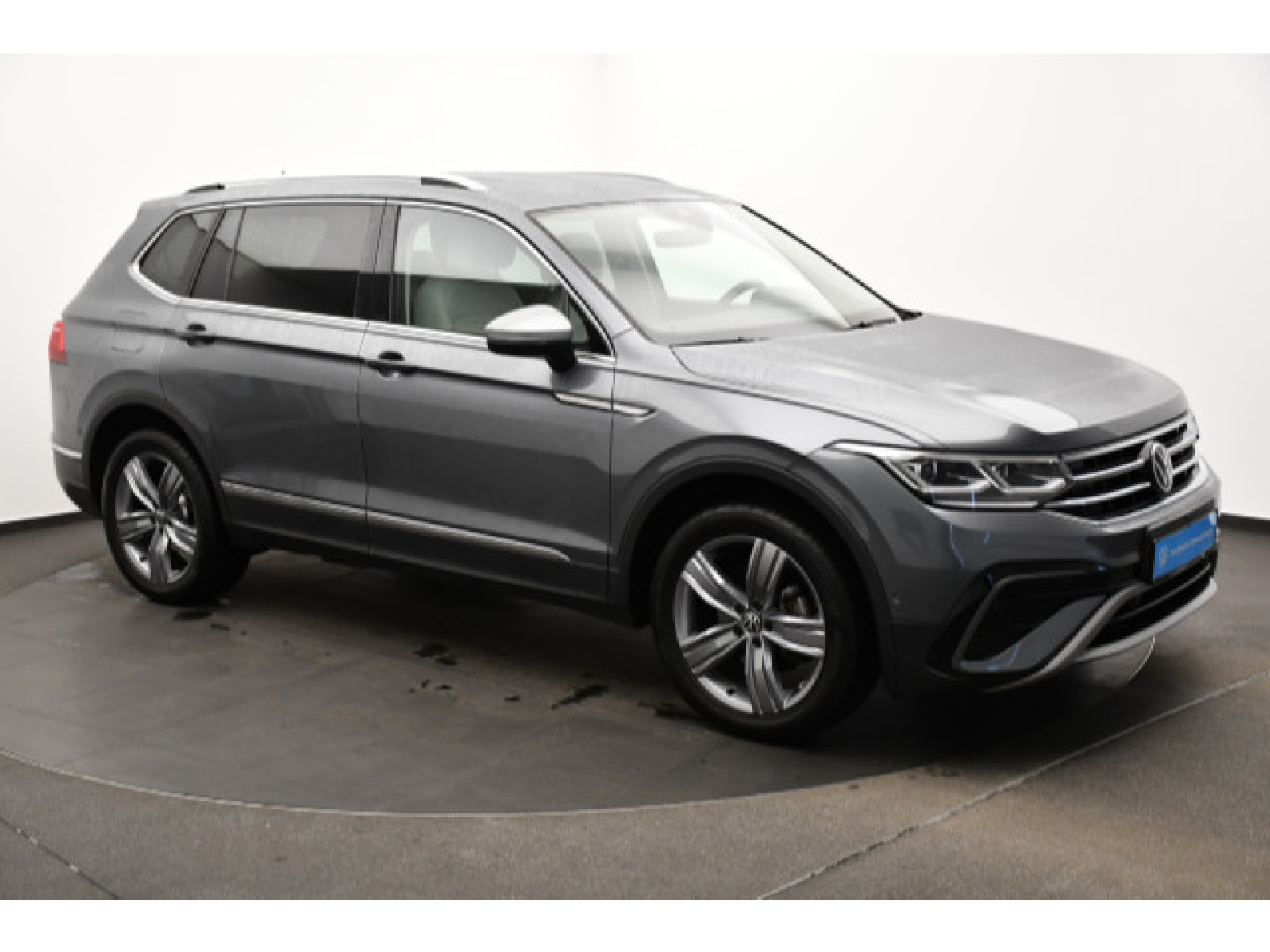 diagonal-frontansicht-aussen