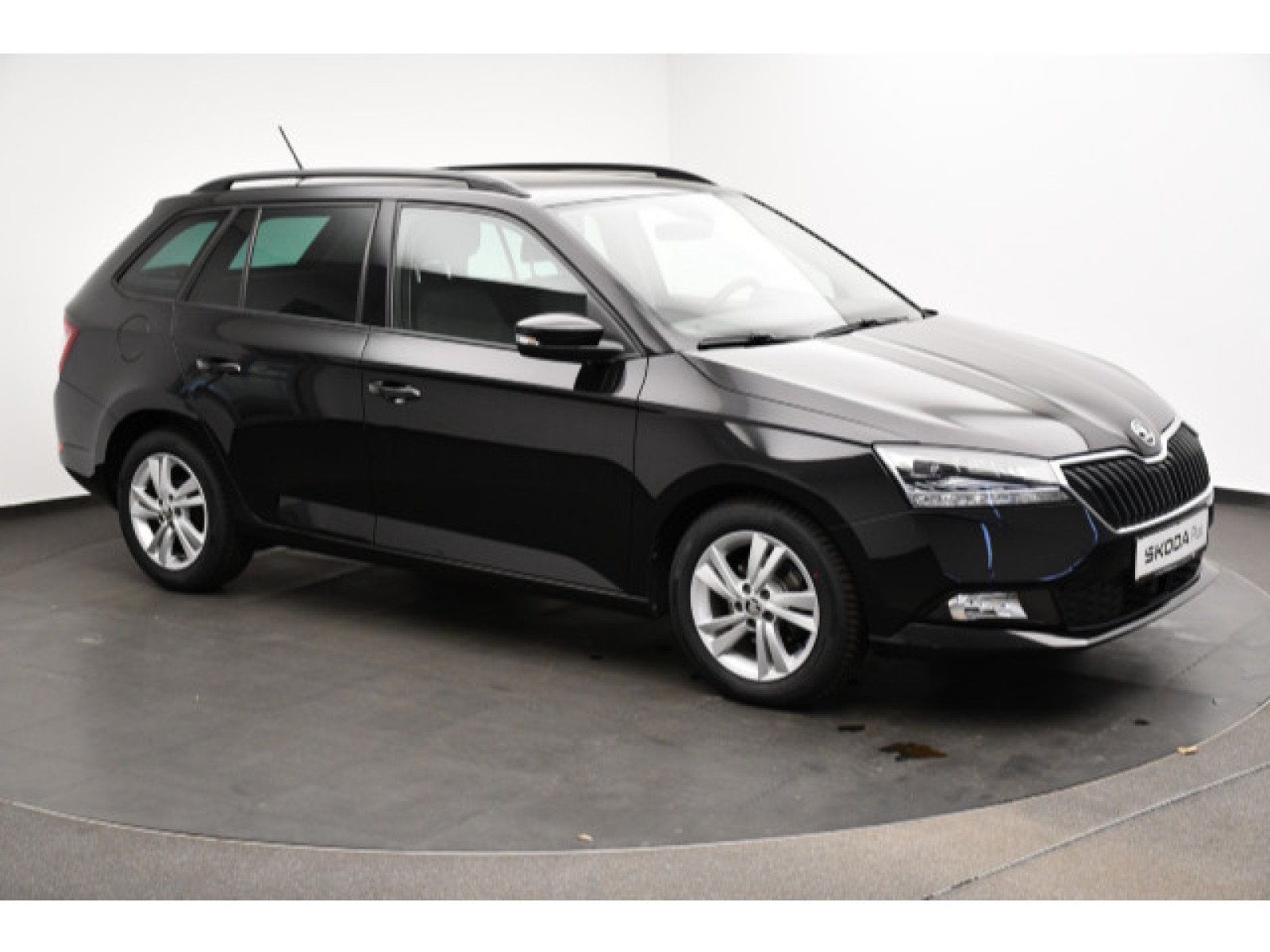 diagonal-frontansicht-aussen