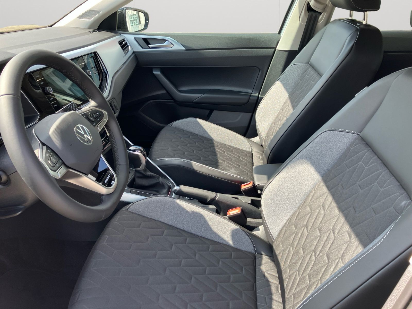 Volkswagen - Polo_10