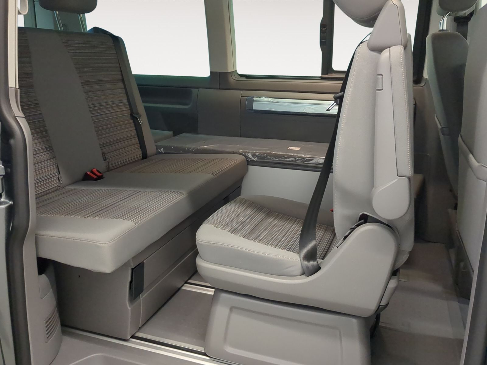 Volkswagen - T6.1 California_14