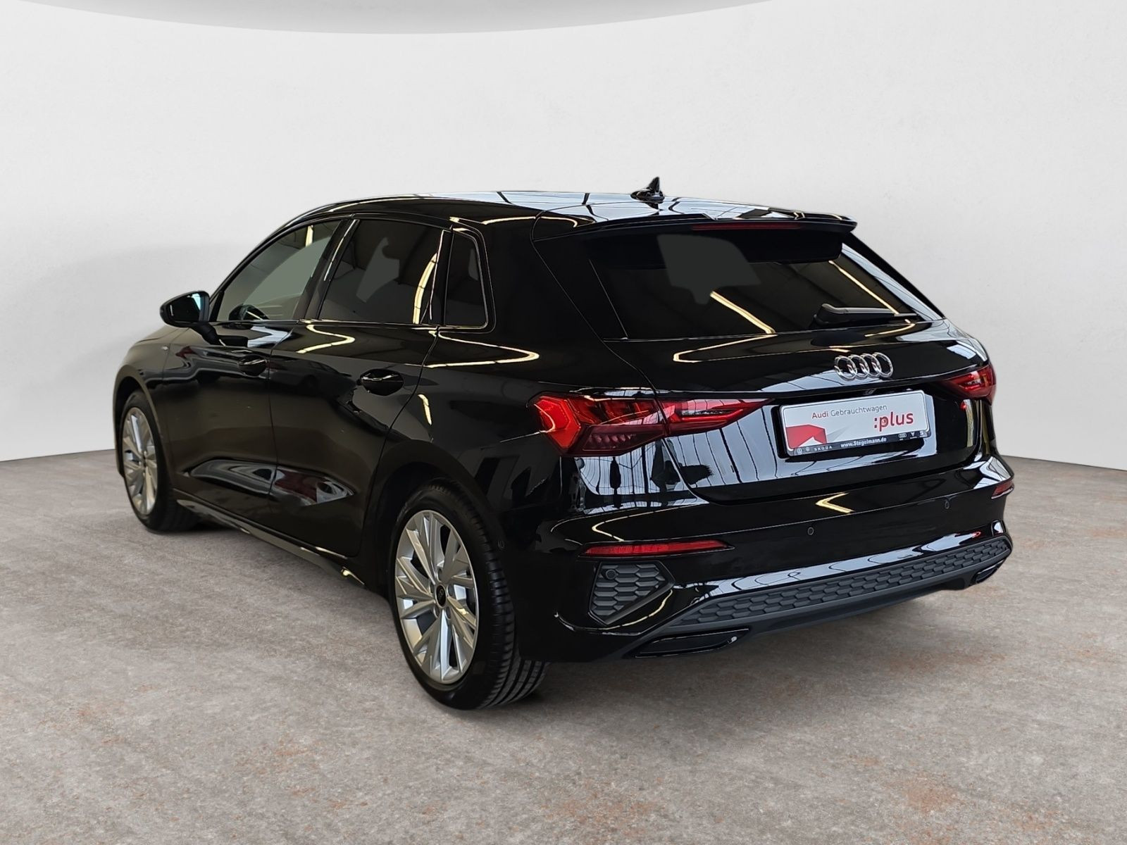 diagonalansicht-hinten-aussen