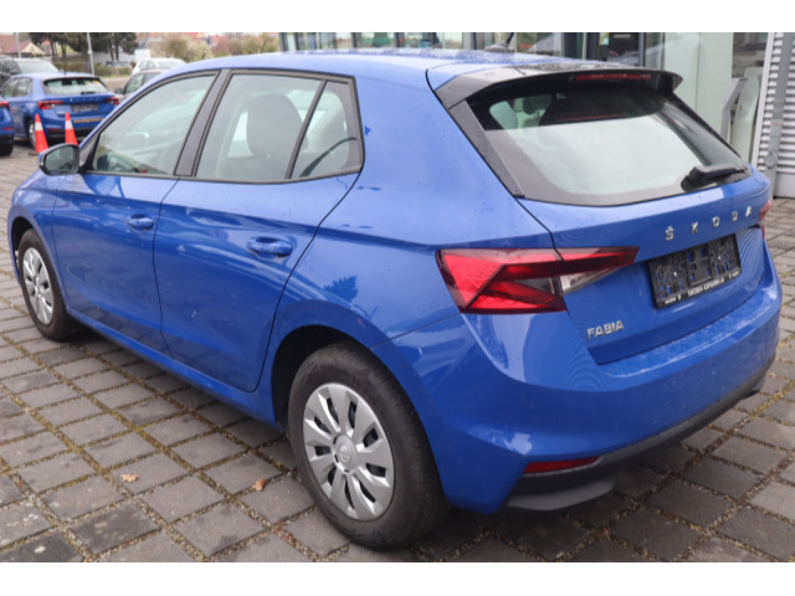 diagonalansicht-hinten-aussen