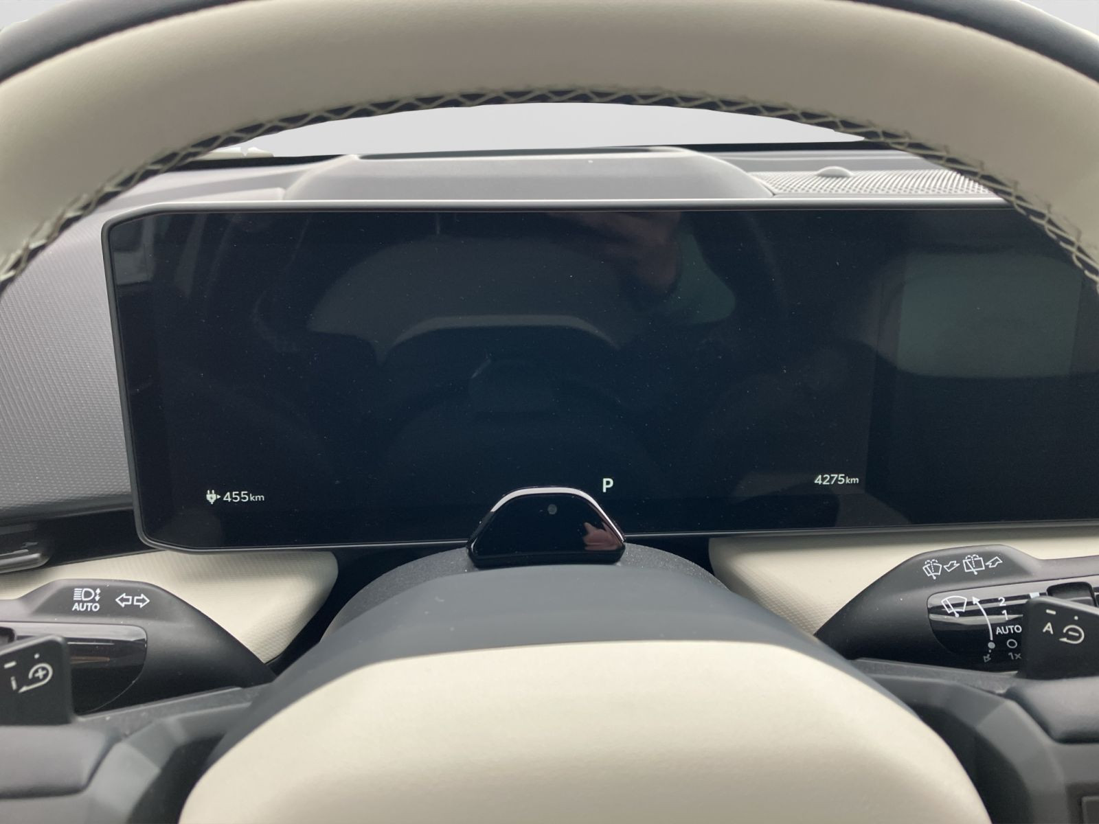 Kia - EV4_12