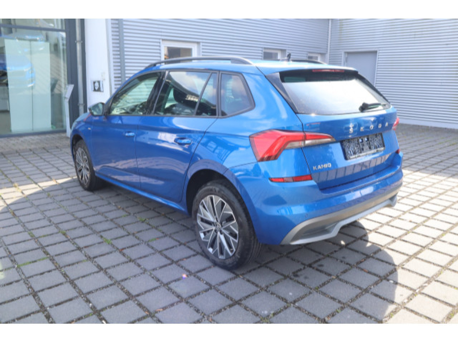 diagonalansicht-hinten-aussen