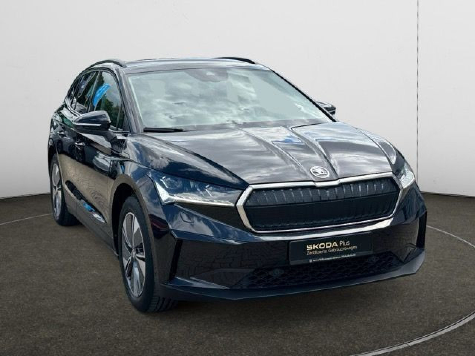 diagonal-frontansicht-aussen