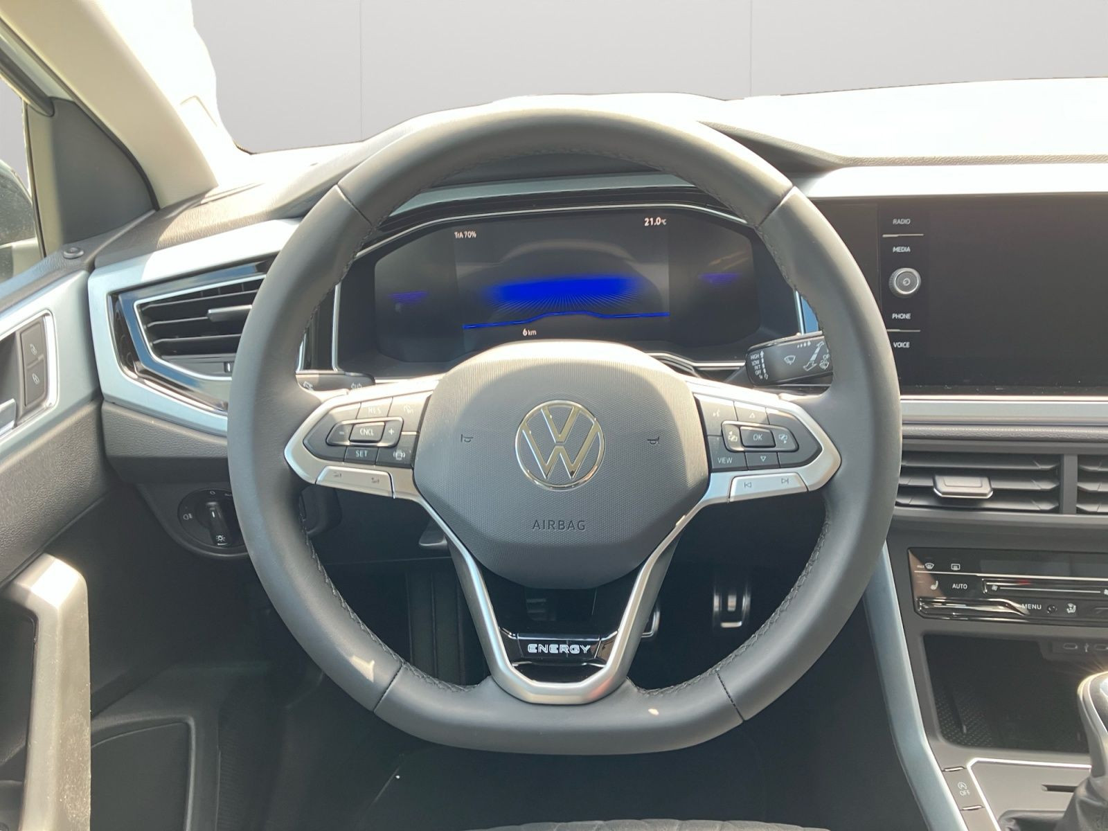 Volkswagen - Polo_13