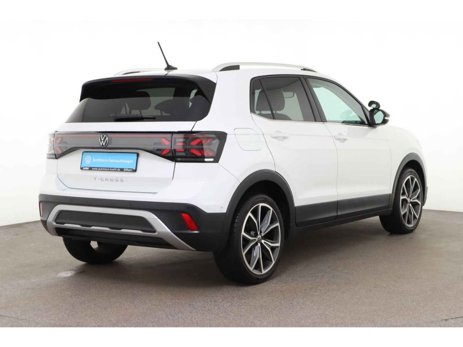 Volkswagen - T-Cross_2