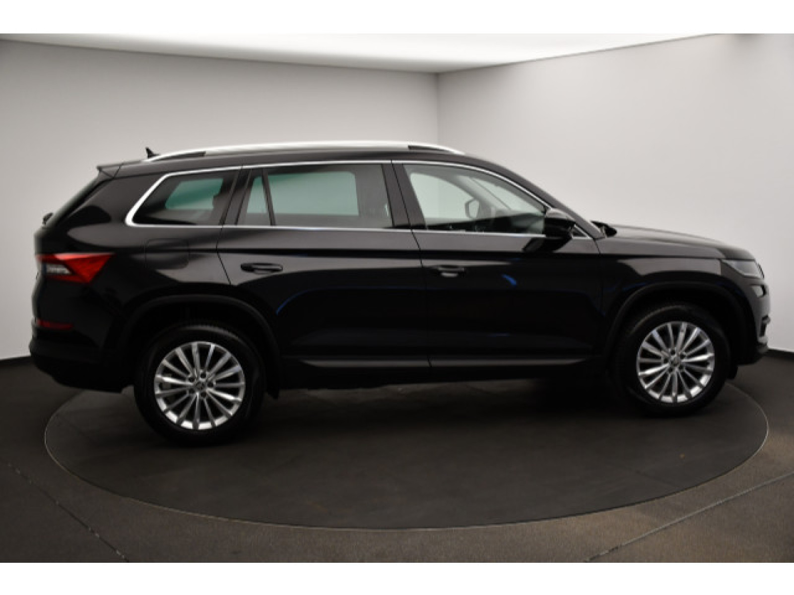 Škoda - Kodiaq_13