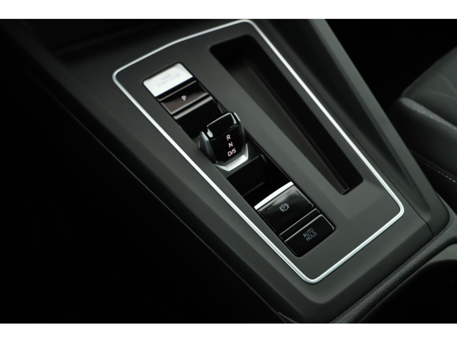 Volkswagen - Golf Variant_11