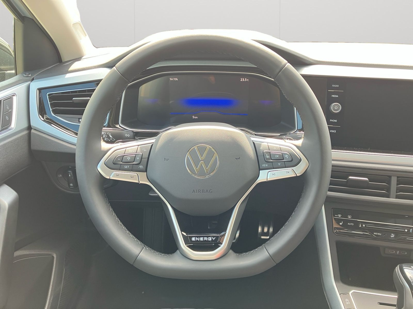 Volkswagen - Polo_13