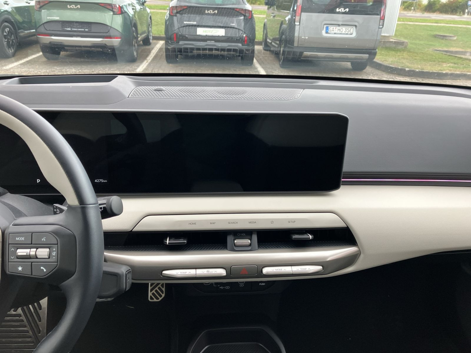 Kia - EV4_13