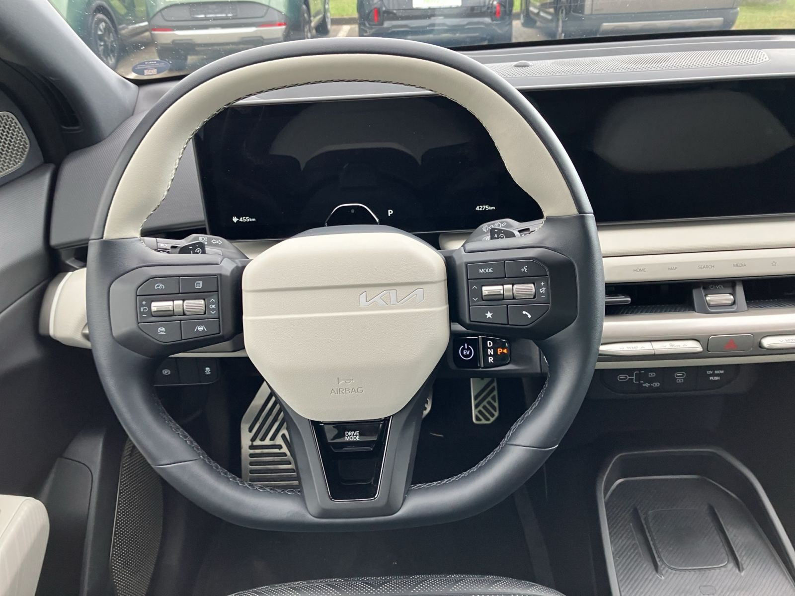 Kia - EV4_11