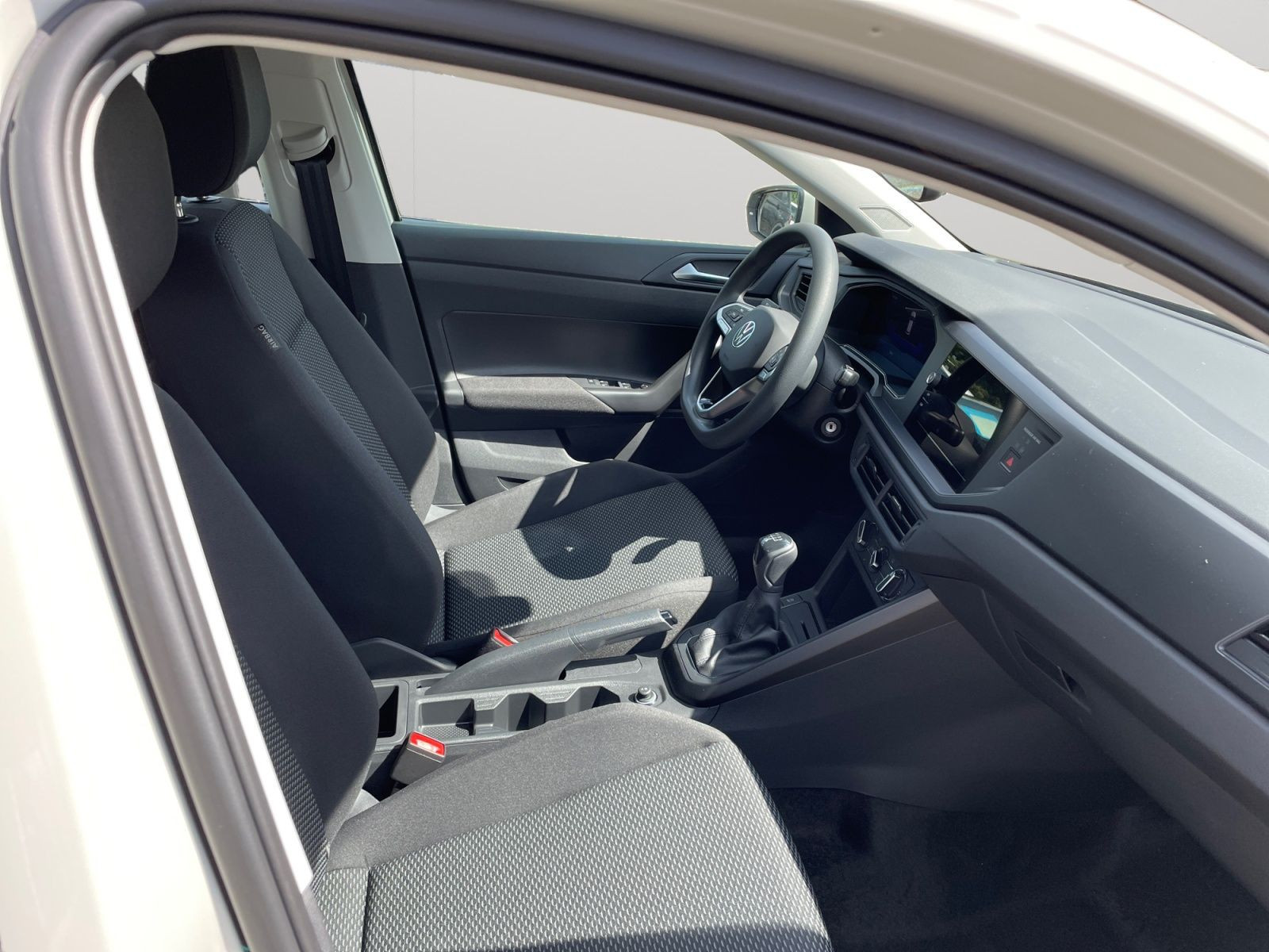 Volkswagen - Polo_16
