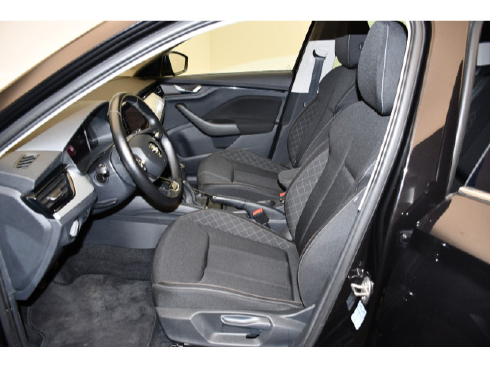 Škoda - Scala_3