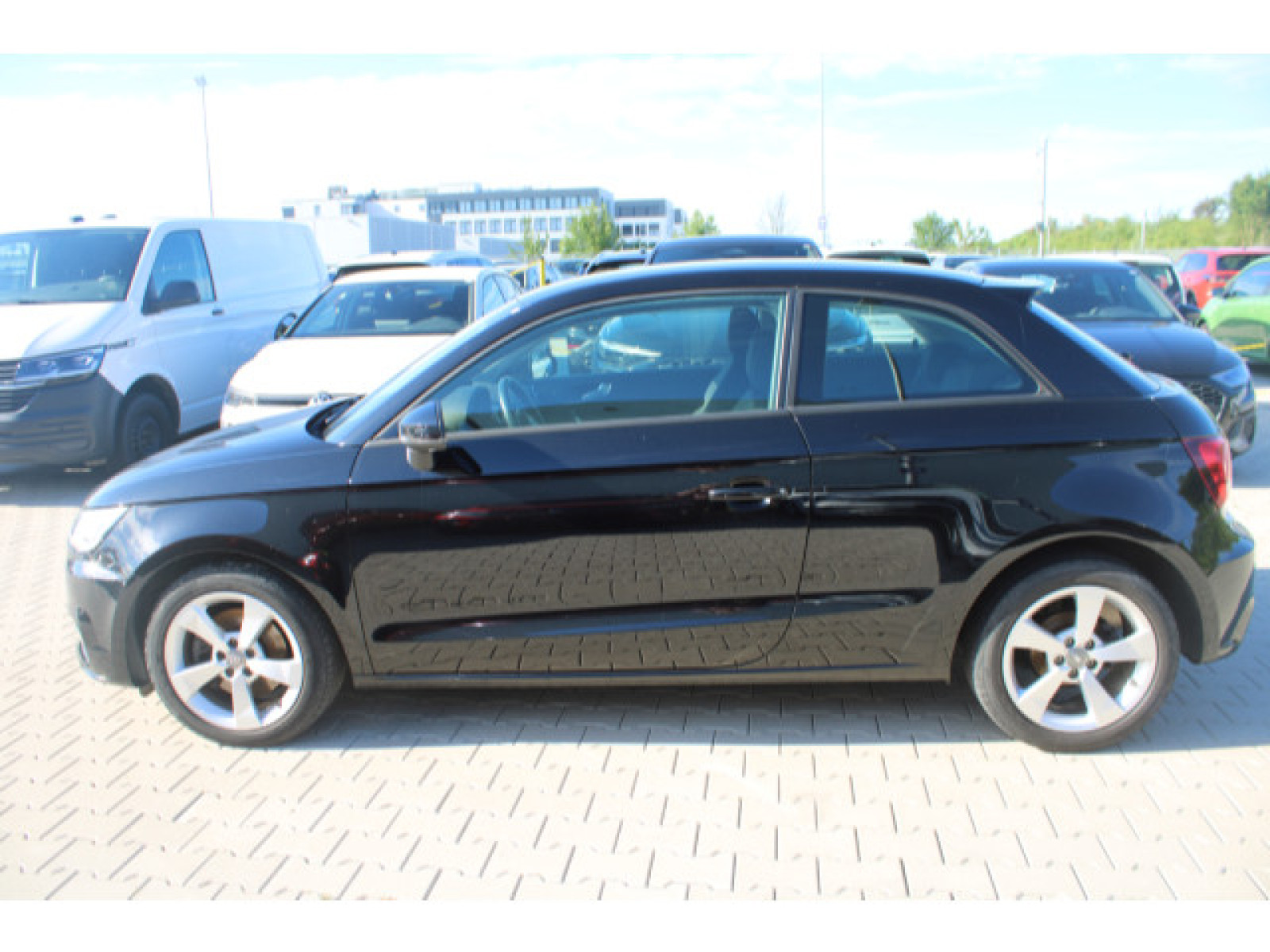 Fahrzeugbild_8