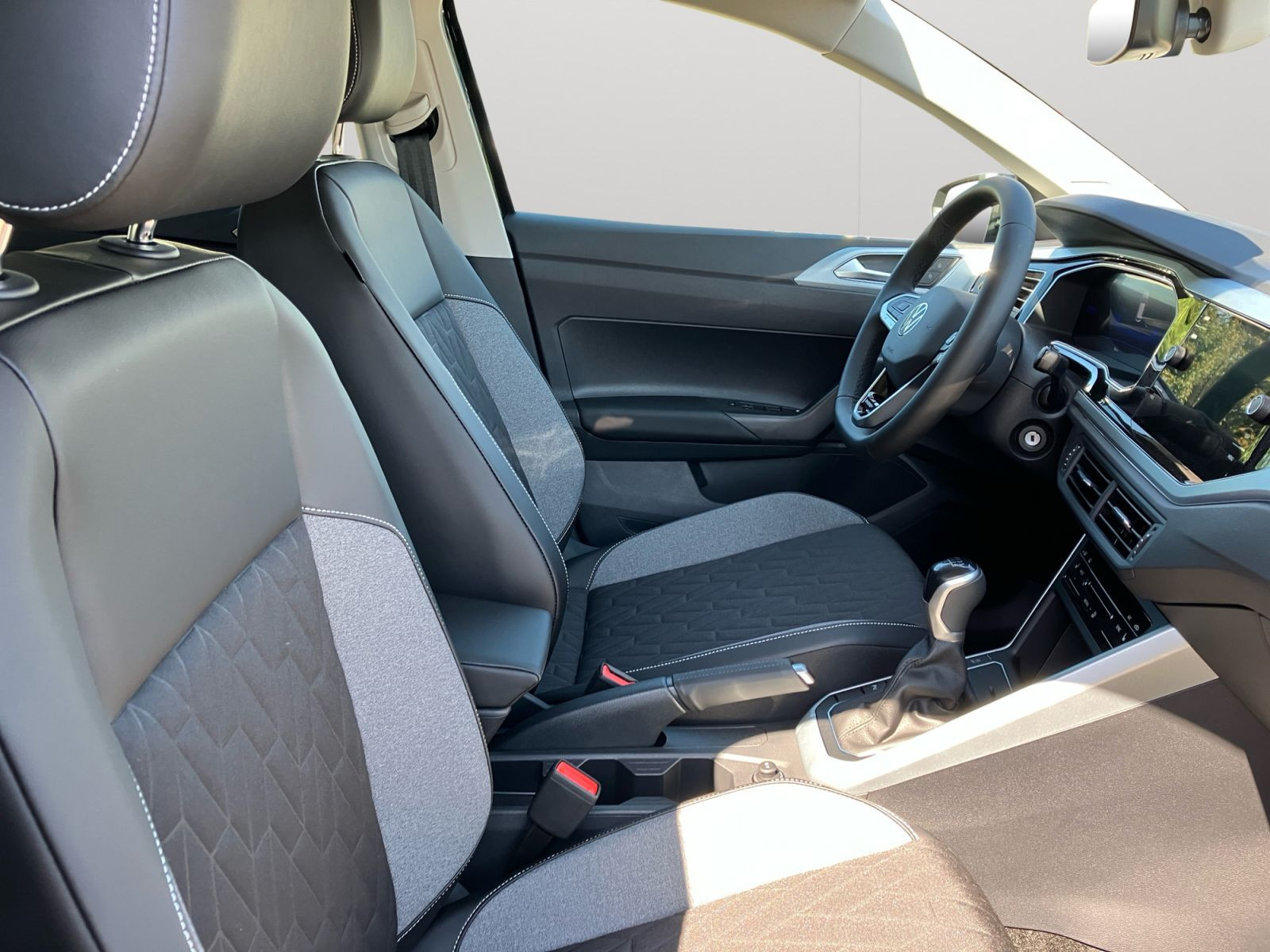 Volkswagen - Polo_16