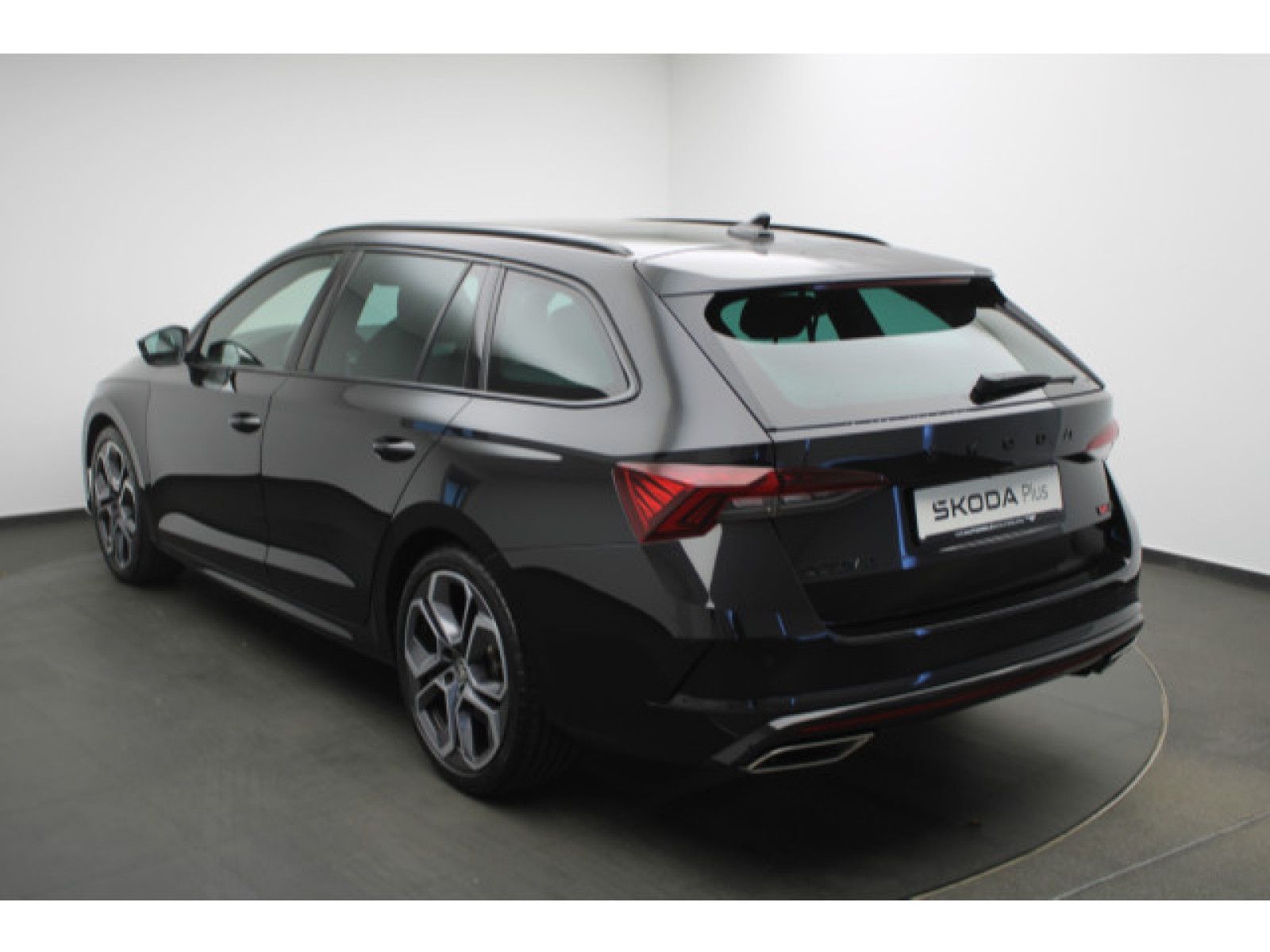 diagonalansicht-hinten-aussen