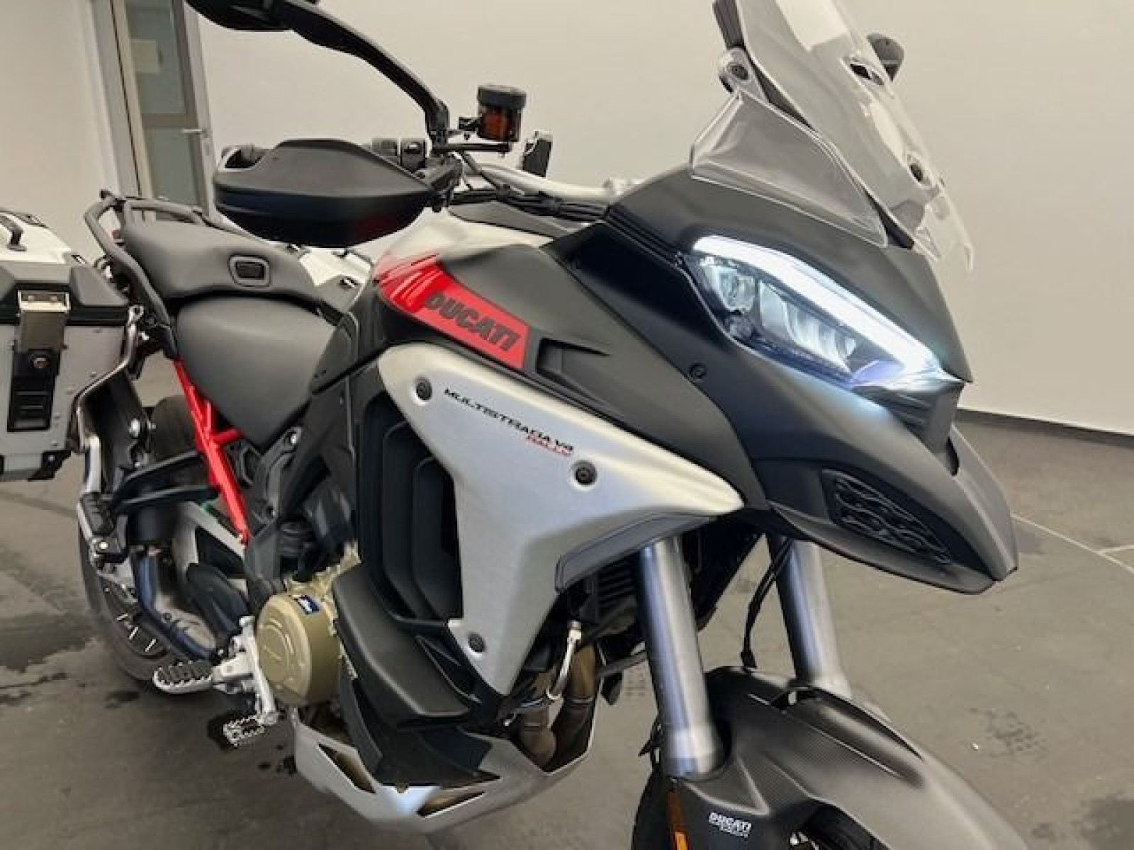 Ducati - Multistrada V4_2