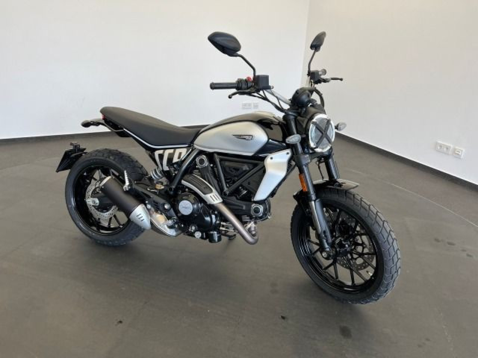Ducati - Scrambler_3