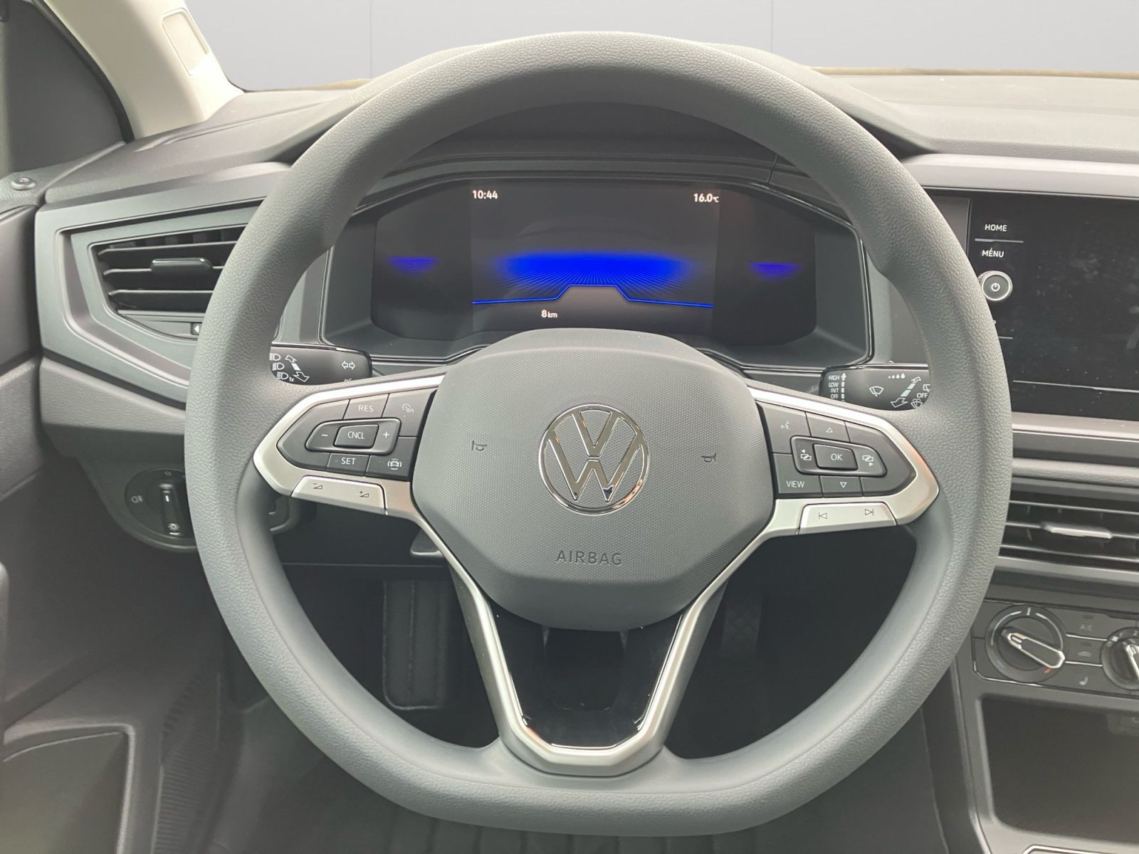 Volkswagen - Polo_12