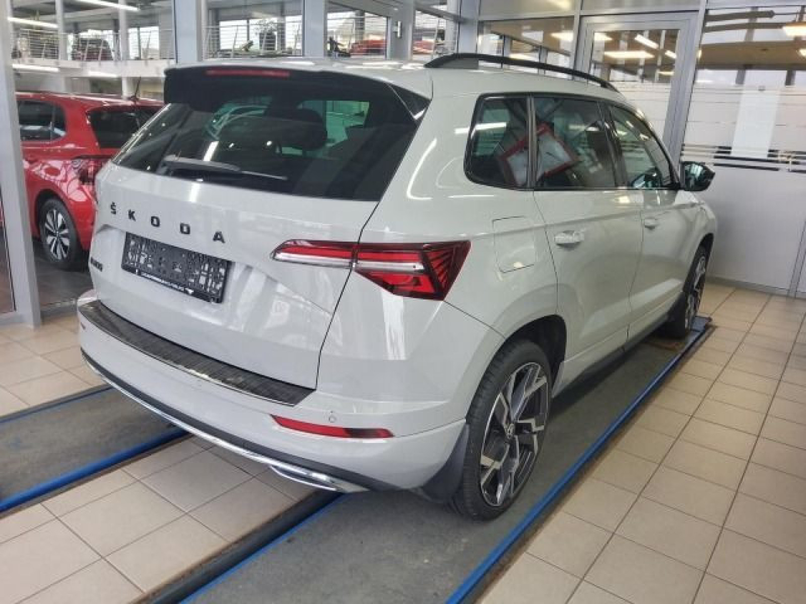 diagonalansicht-hinten-aussen