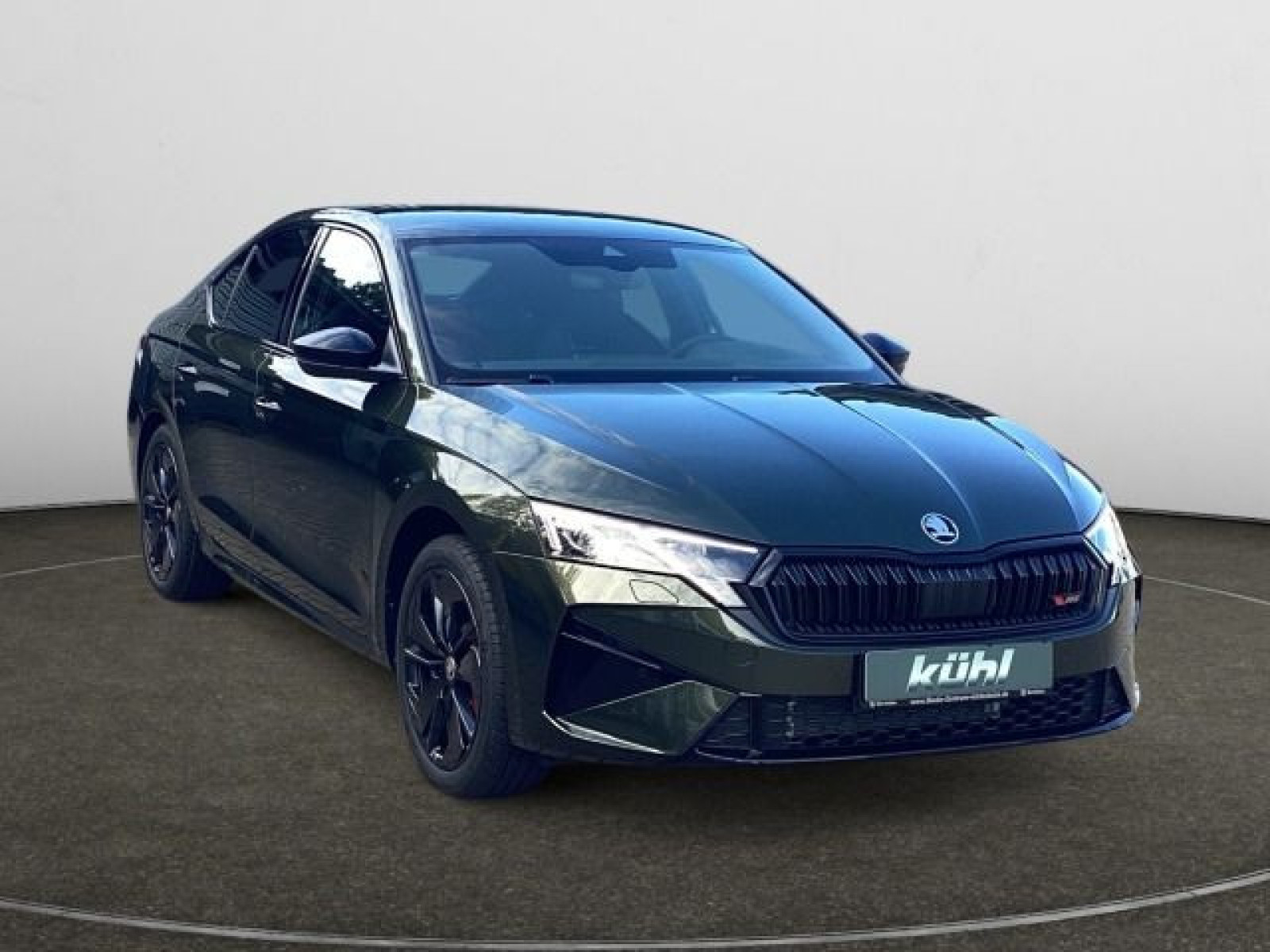 diagonal-frontansicht-aussen diagonal-frontansicht-aussen