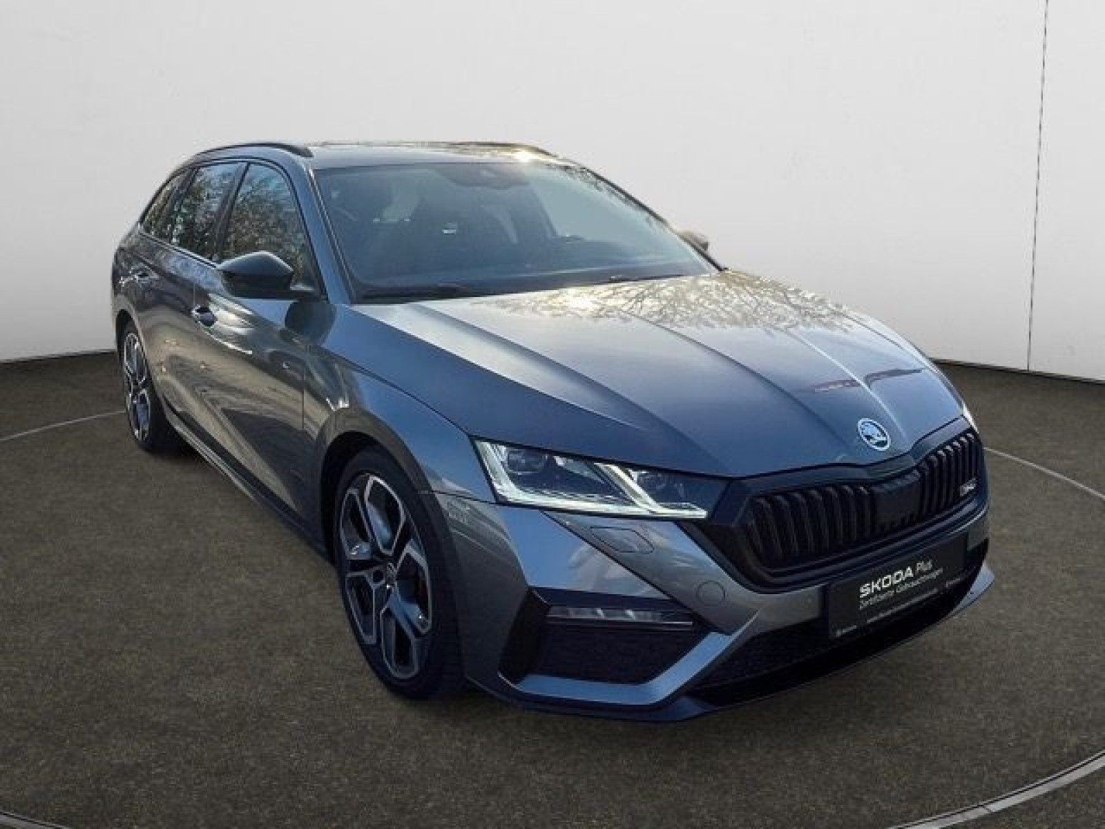 diagonal-frontansicht-aussen