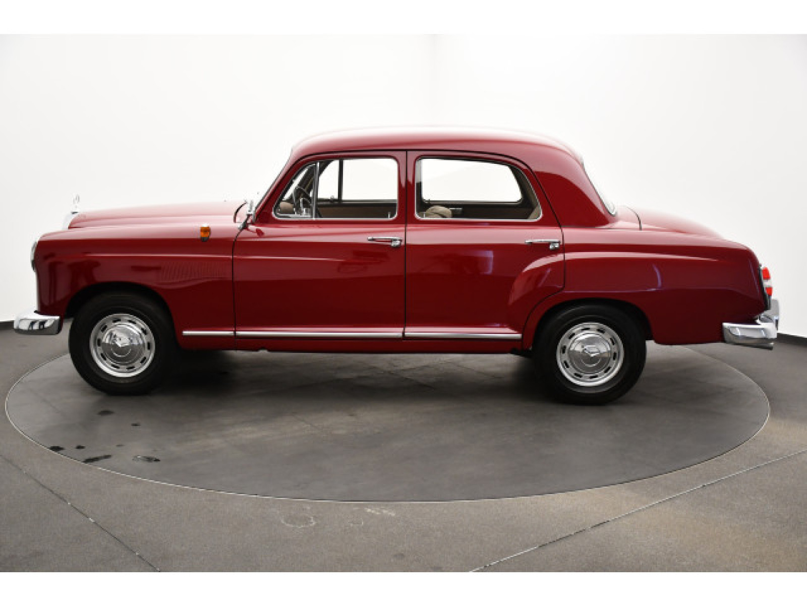 Mercedes-Benz - 190_23