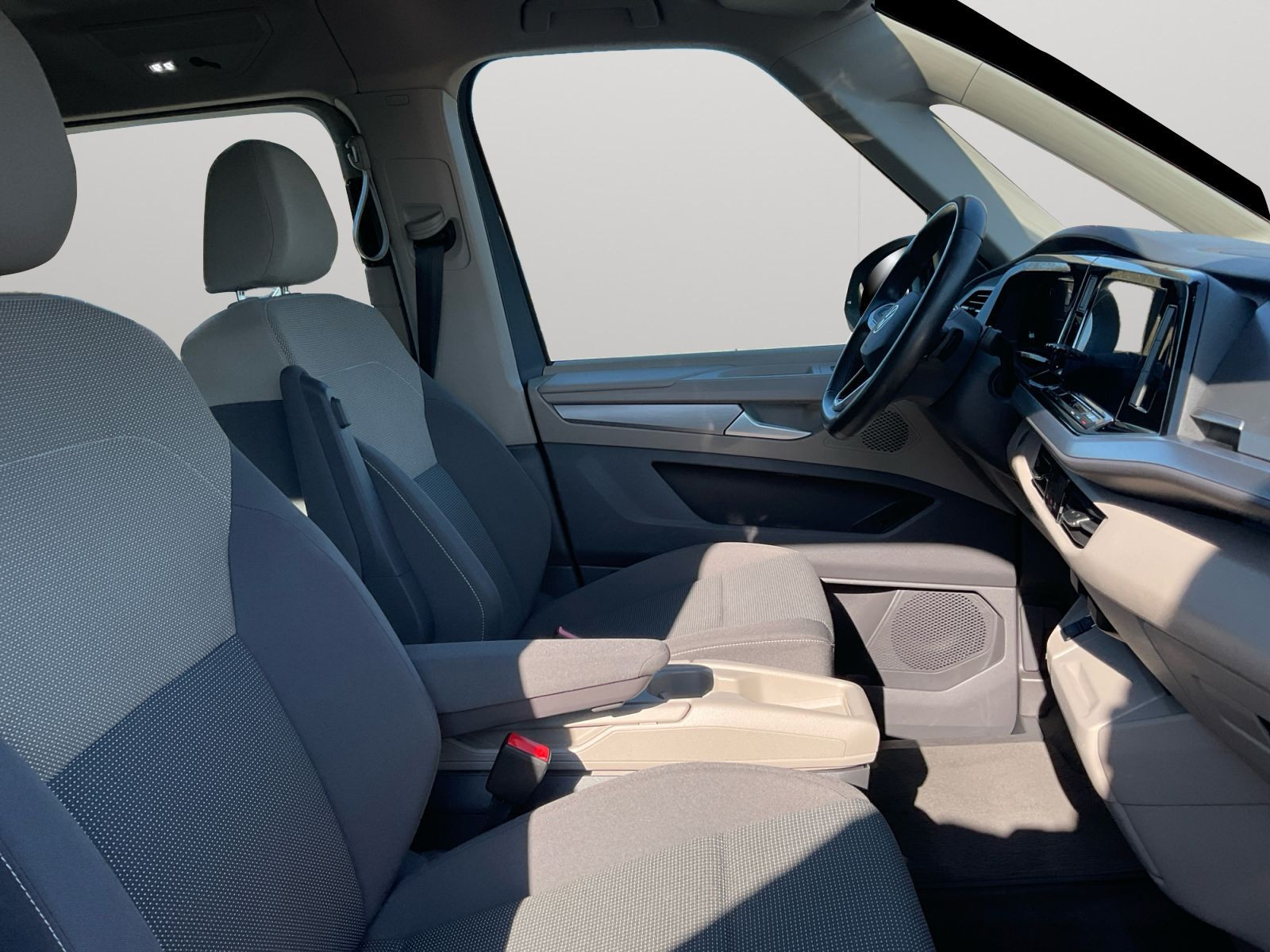 Volkswagen - T7 Multivan_15