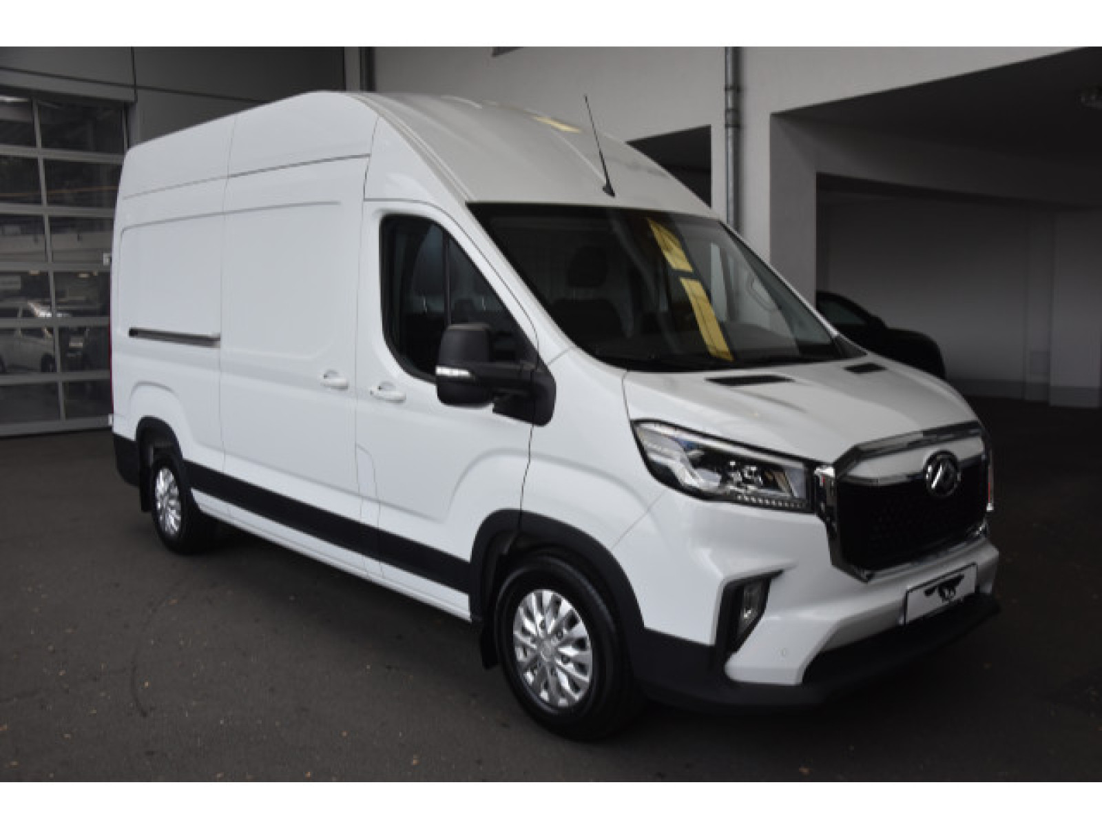 diagonal-frontansicht-aussen