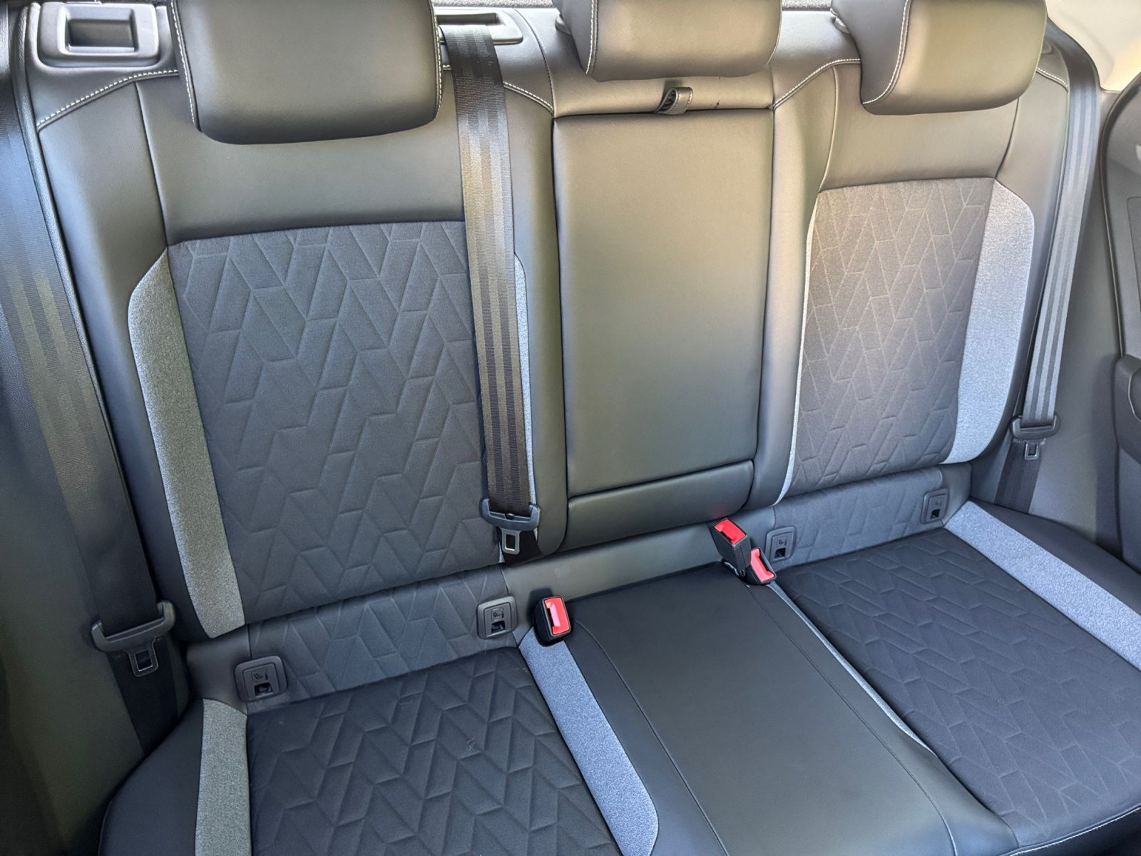 Volkswagen - T-Roc_14