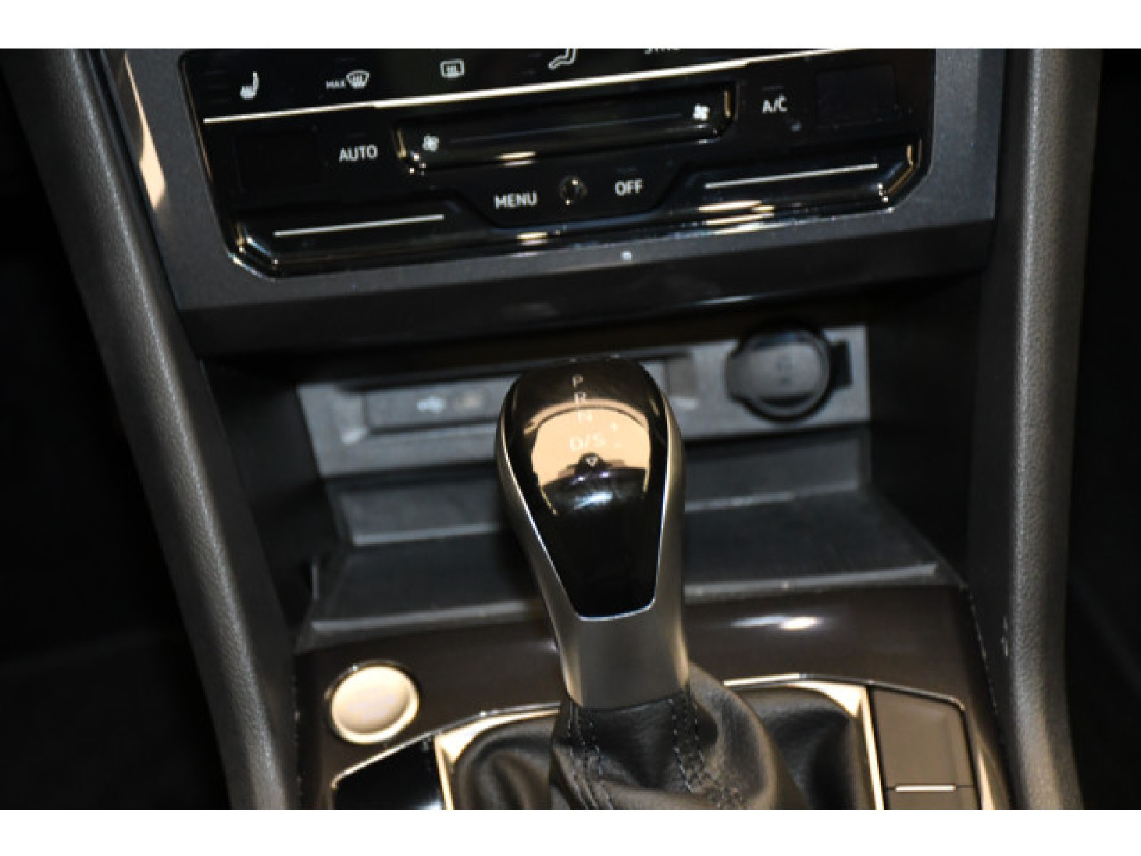 Volkswagen - Tiguan Allspace_9