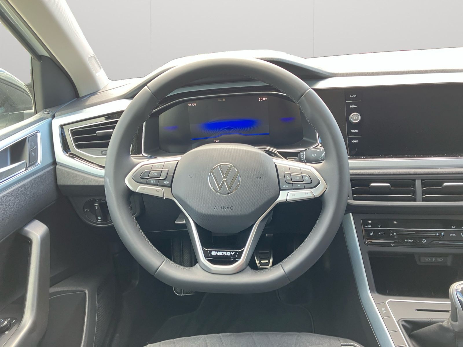 Volkswagen - Polo_13