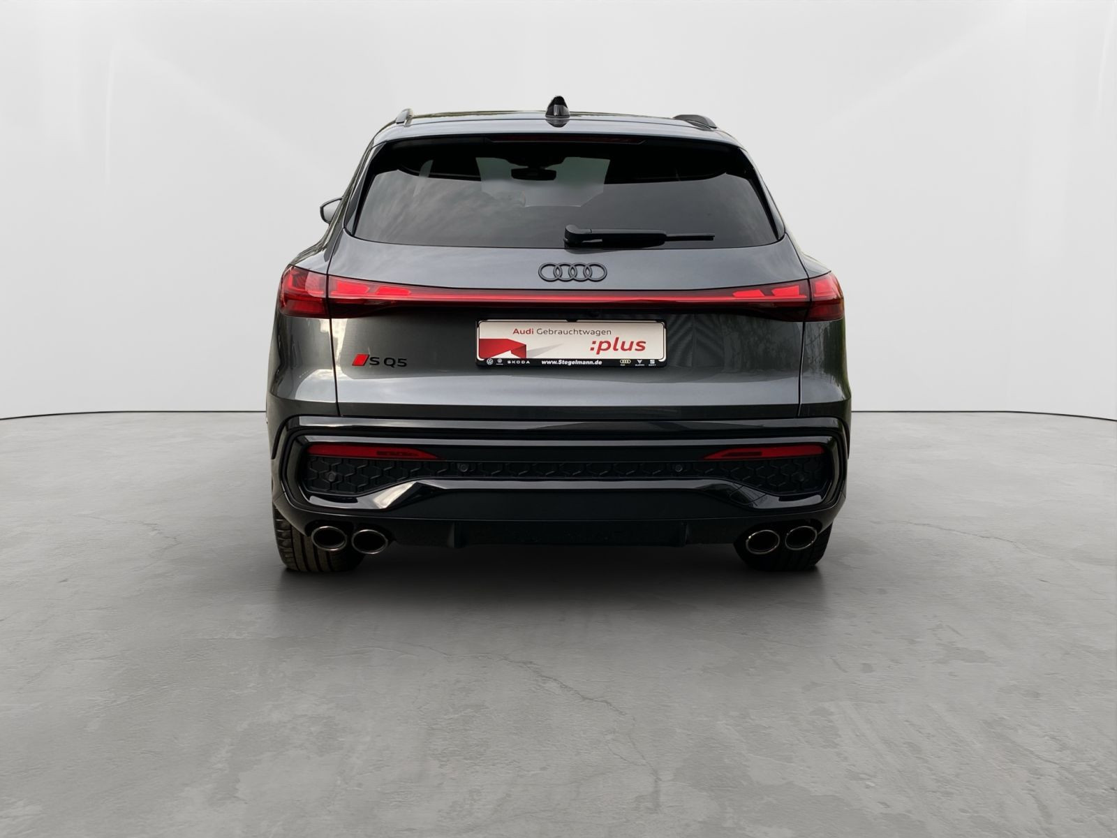 Audi - SQ5_6