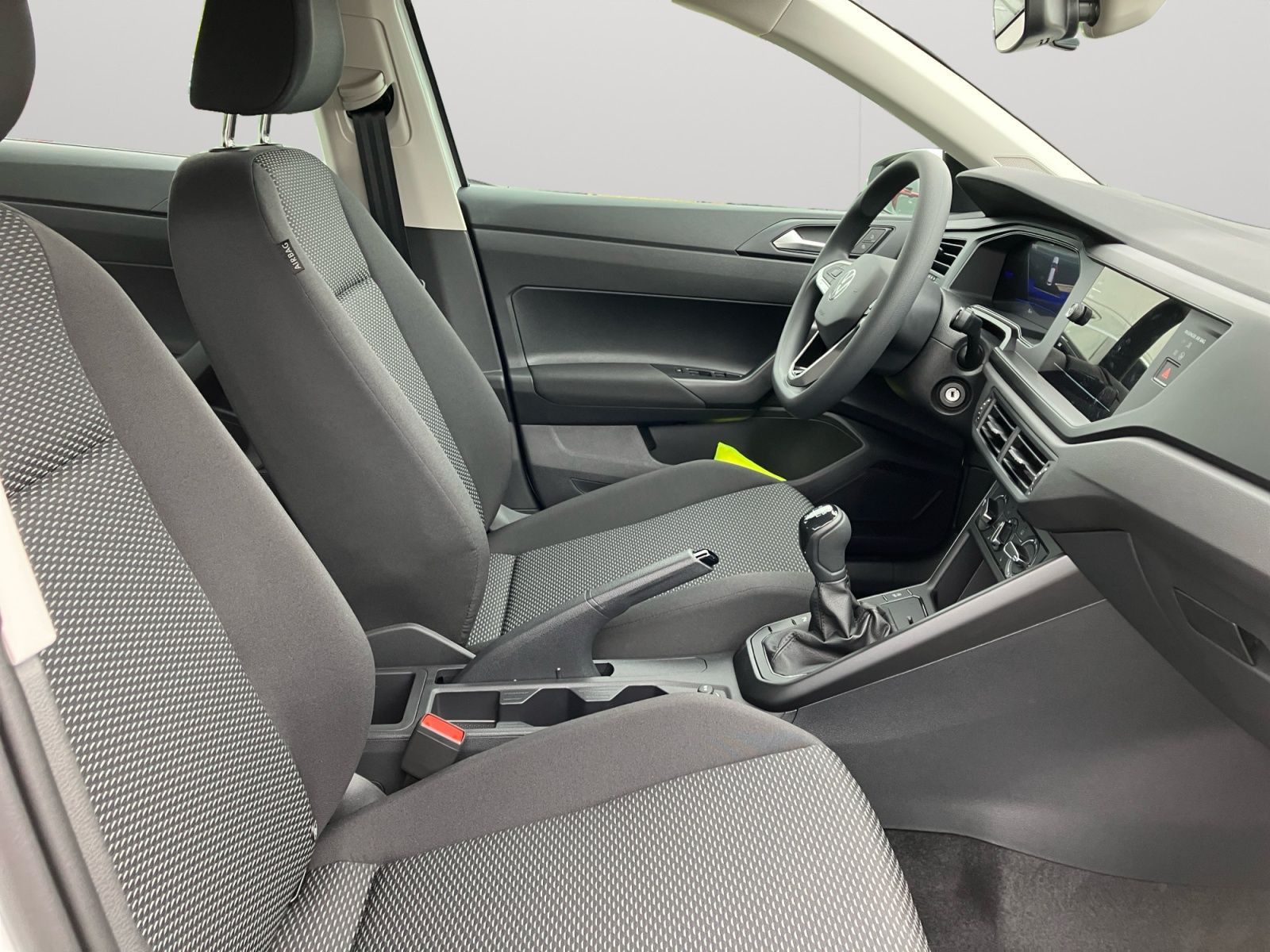 Volkswagen - Polo_15
