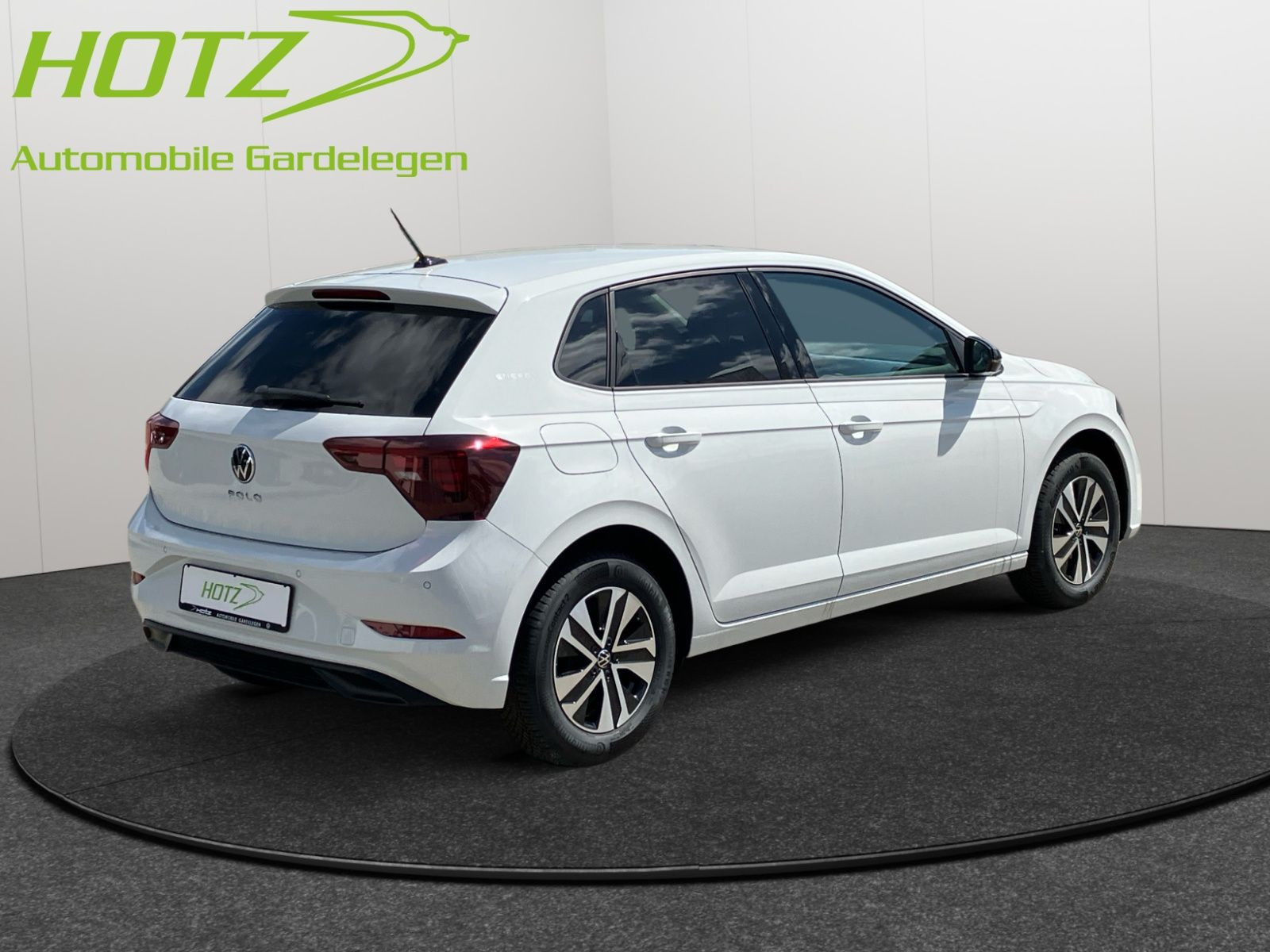 Volkswagen - Polo_6