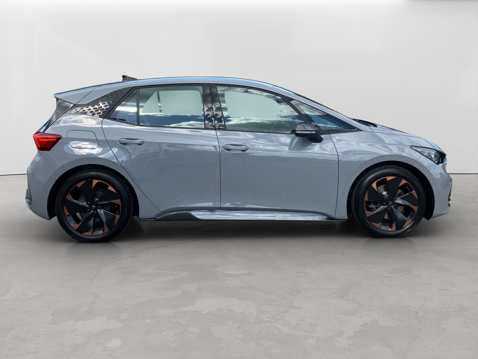Cupra - Born_7