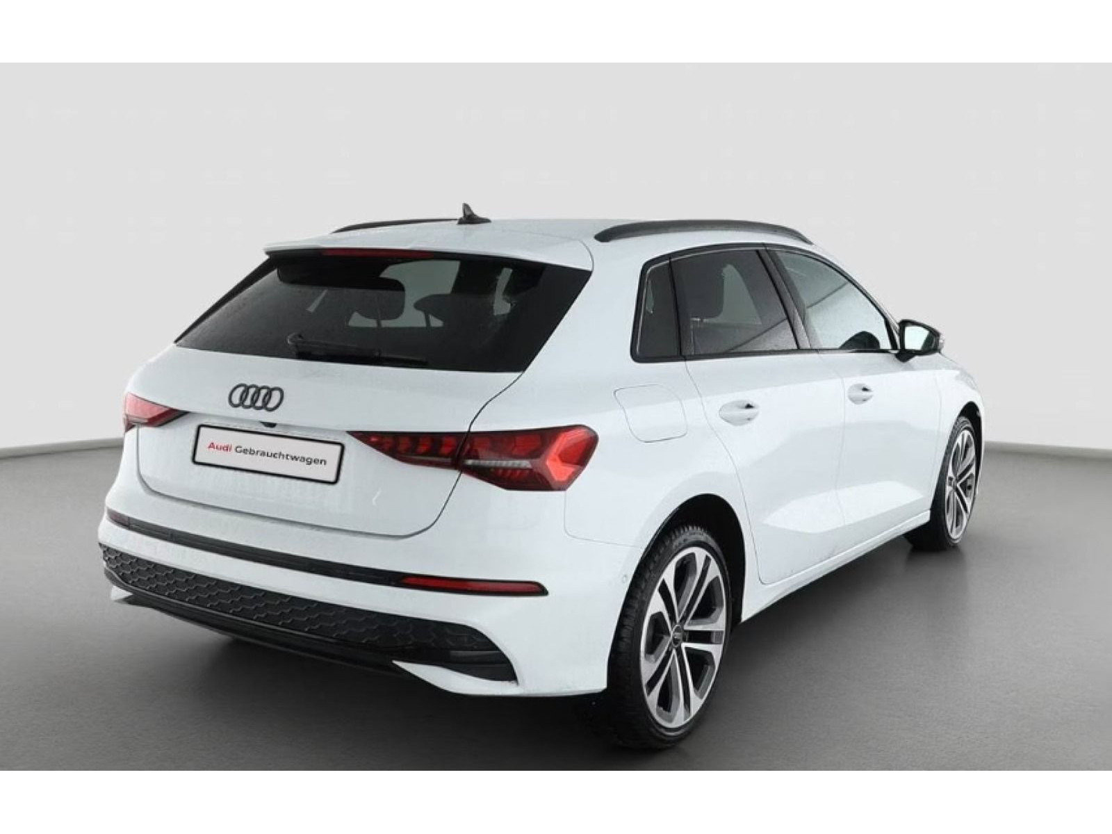 diagonalansicht-hinten-aussen