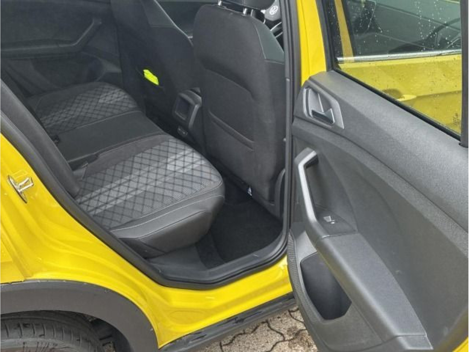 Volkswagen - T-Cross_7