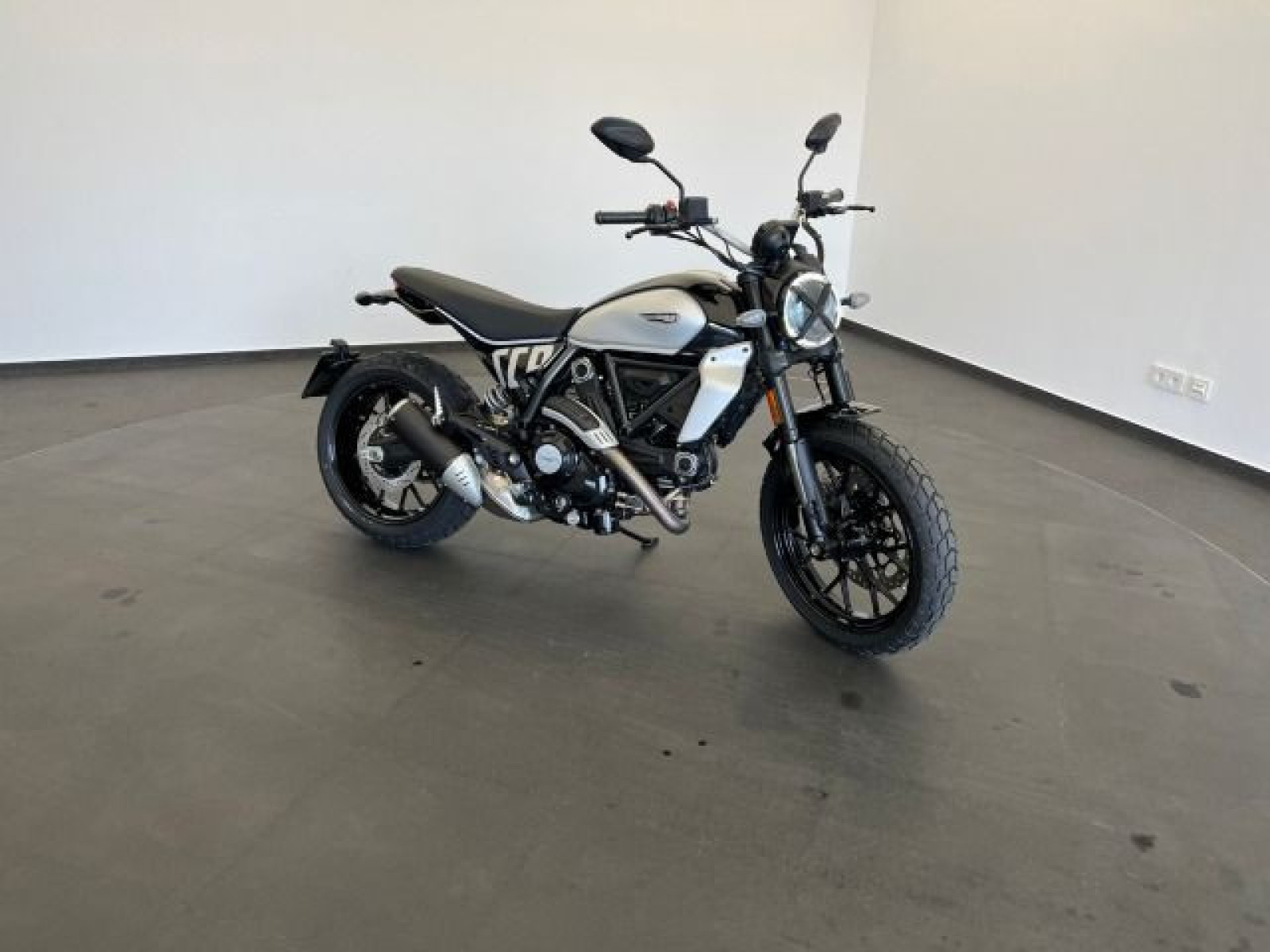 Ducati - Scrambler_2
