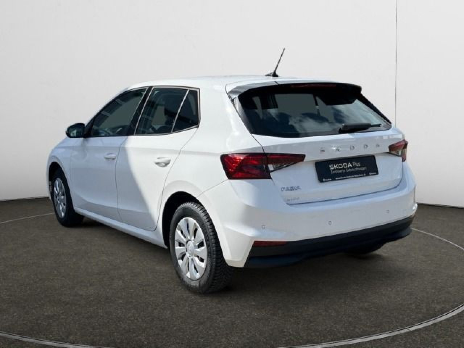 diagonalansicht-hinten-aussen