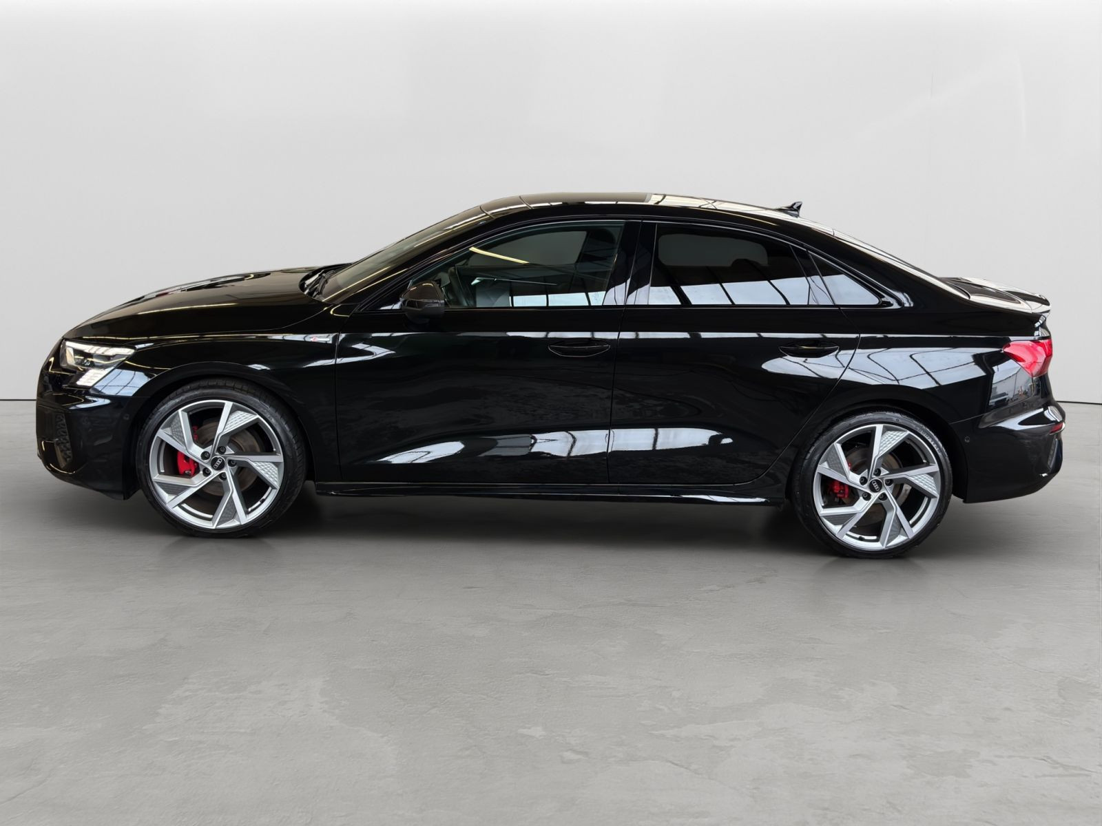 Audi - A3_3