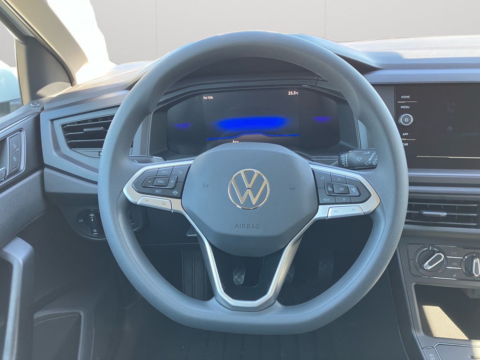 Volkswagen - Polo_13