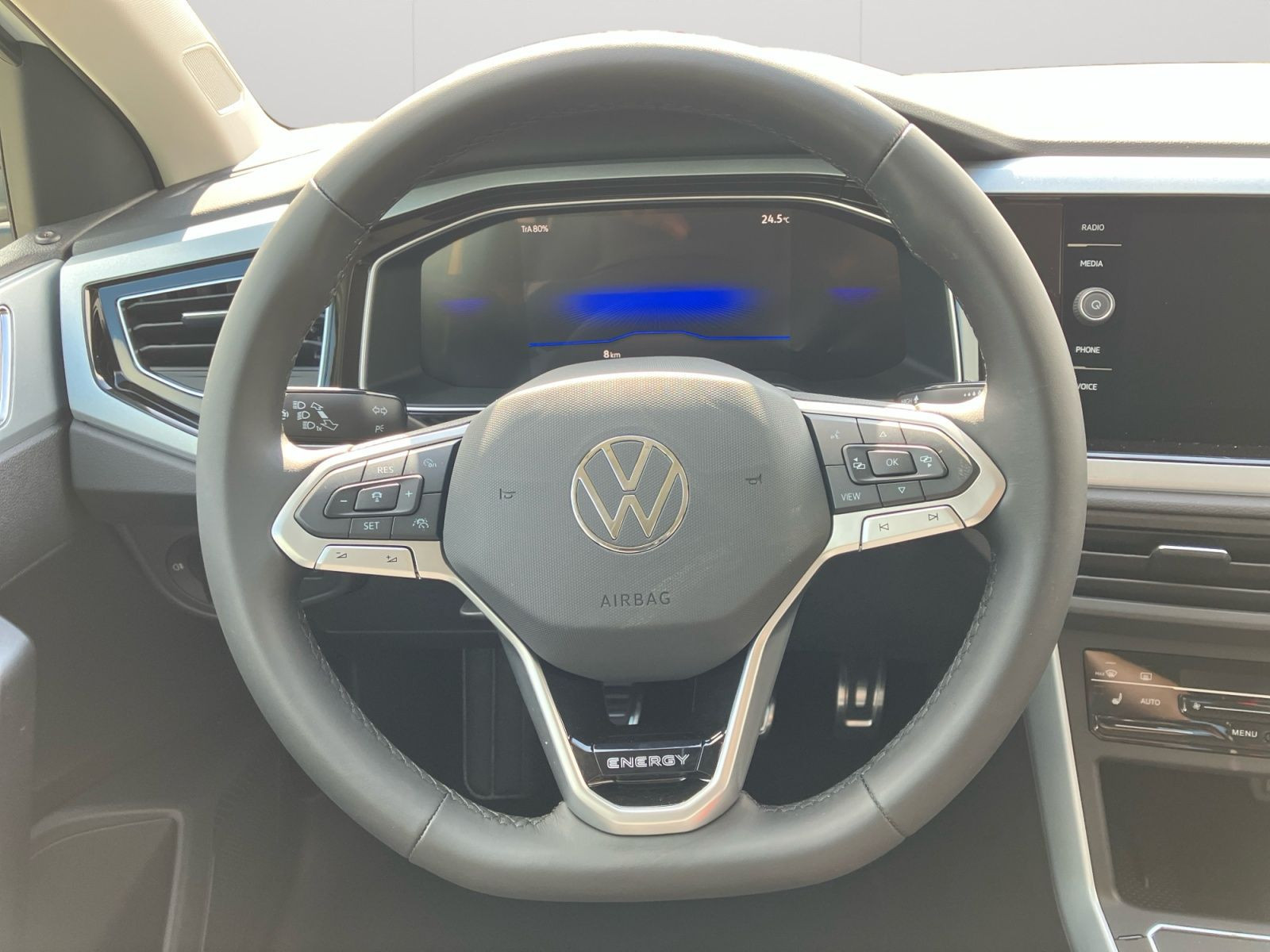 Volkswagen - Polo_13