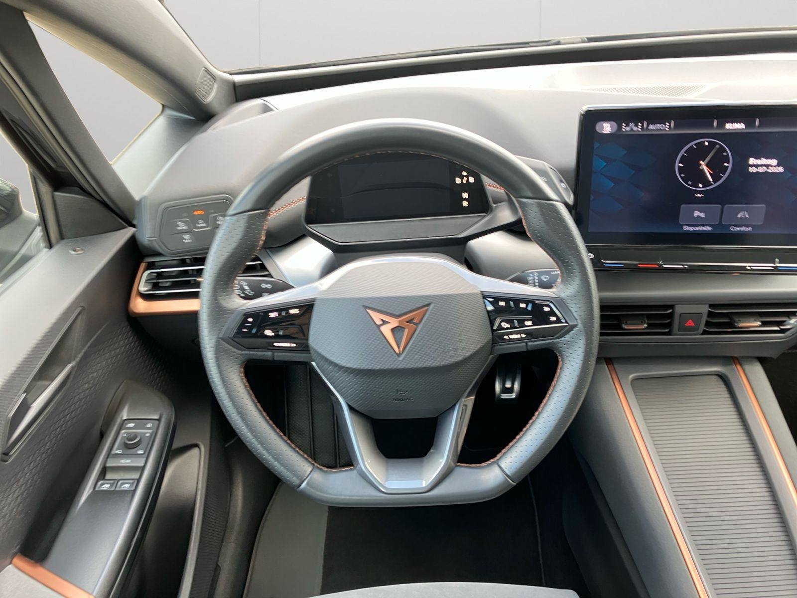 Cupra - Born_13