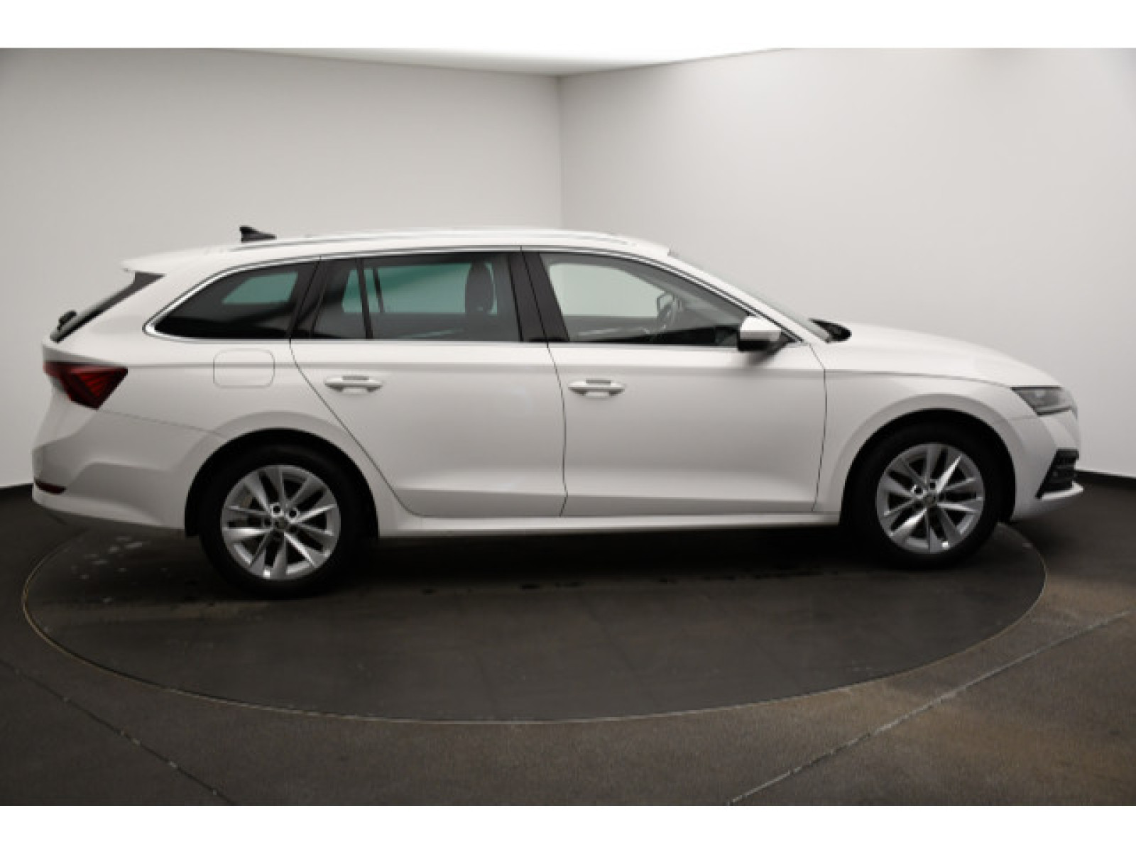 Škoda - Octavia_19